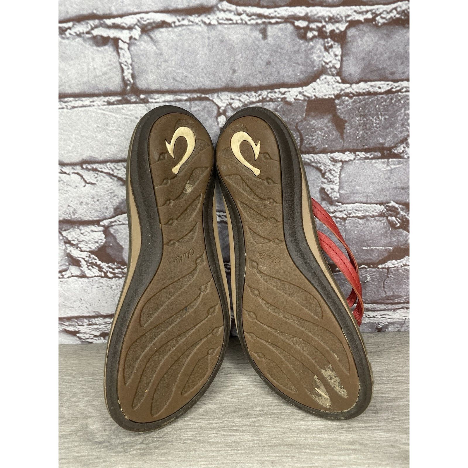 Olukai Olukai U'I-W Red Leather Thong FlipFlop Casual Slide Sandals Size US 8 / IT 38 - 17 Thumbnail