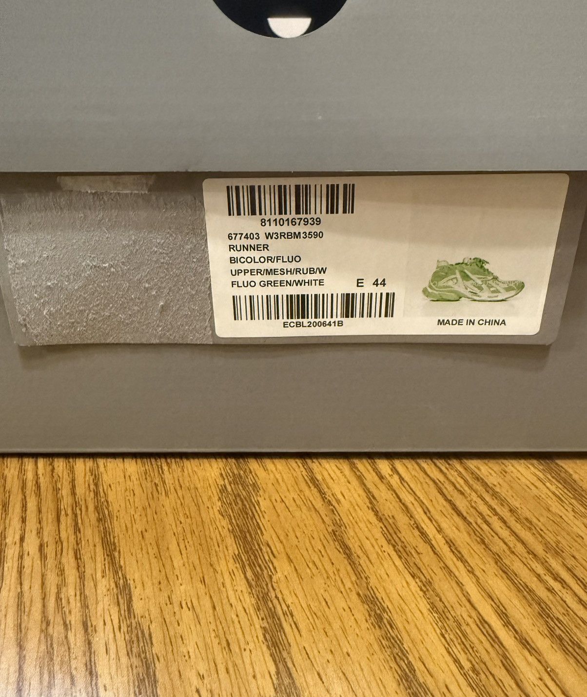 Balenciaga Balenciaga Runner Sneaker (Fluo Green) Size US 11 / EU 44 - 9 Thumbnail