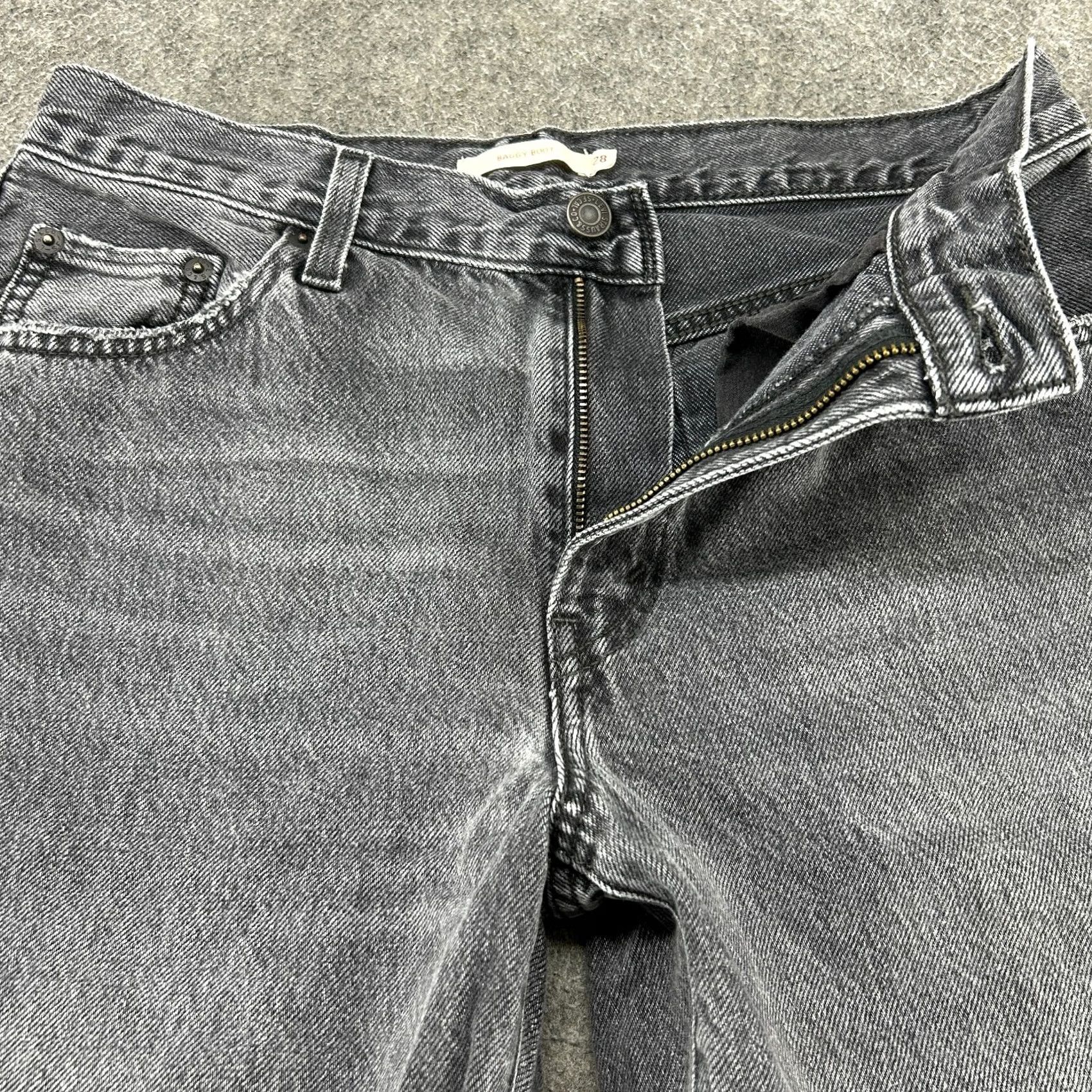 Levi's Levi's Jeans Womens 28 Black Bootcut Denim 5-Pocket Regular Dark Wash Distressed Vintage No N/A Size 28" / US 6 / IT 42 - 2 Thumbnail