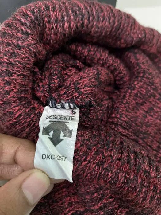 Descente Descente Plain Beanie Hat Size ONE SIZE - 6 Thumbnail