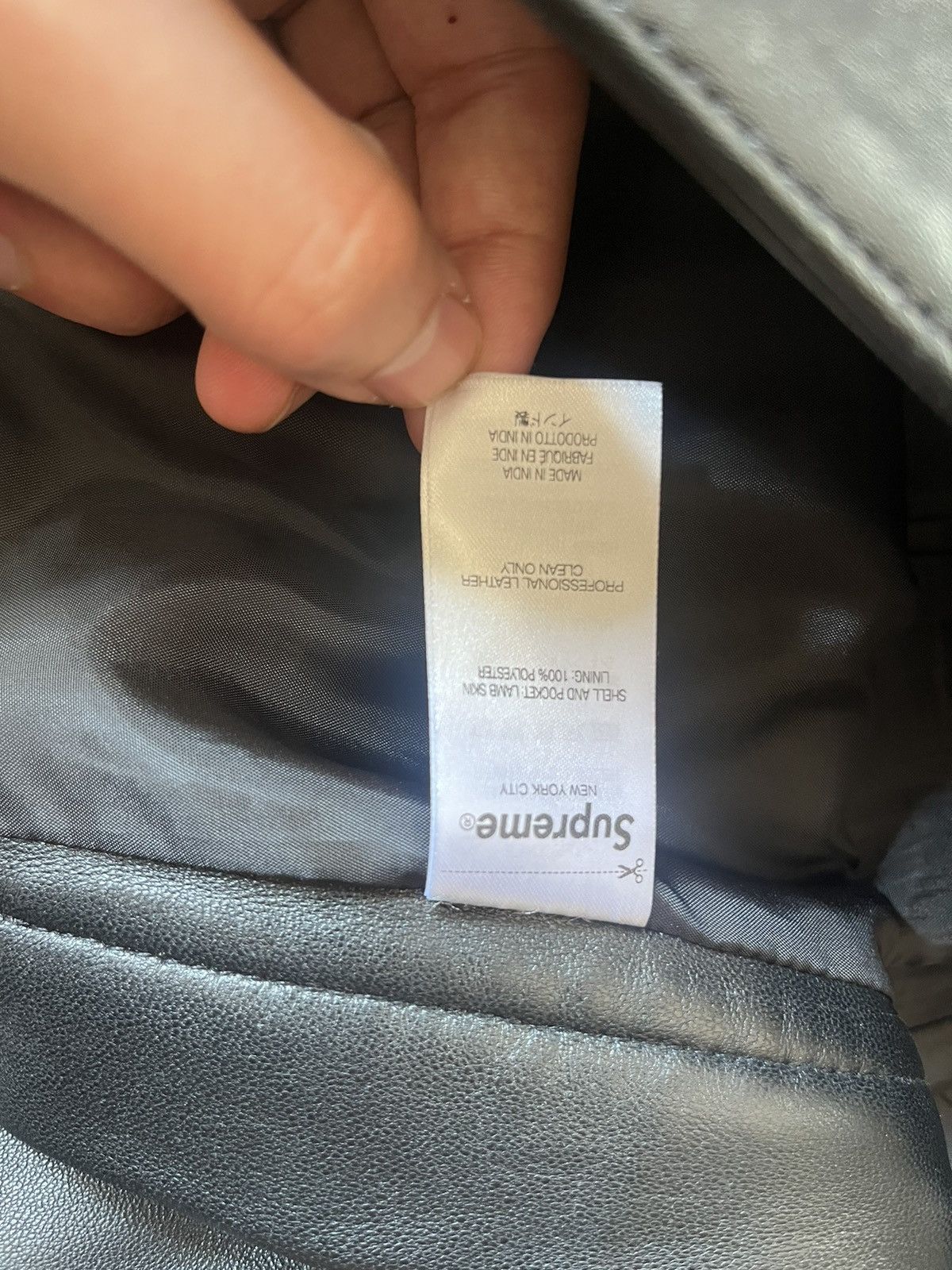 Supreme Supreme Baggy Leather Shorts Size US 32 / EU 48 - 5 Thumbnail