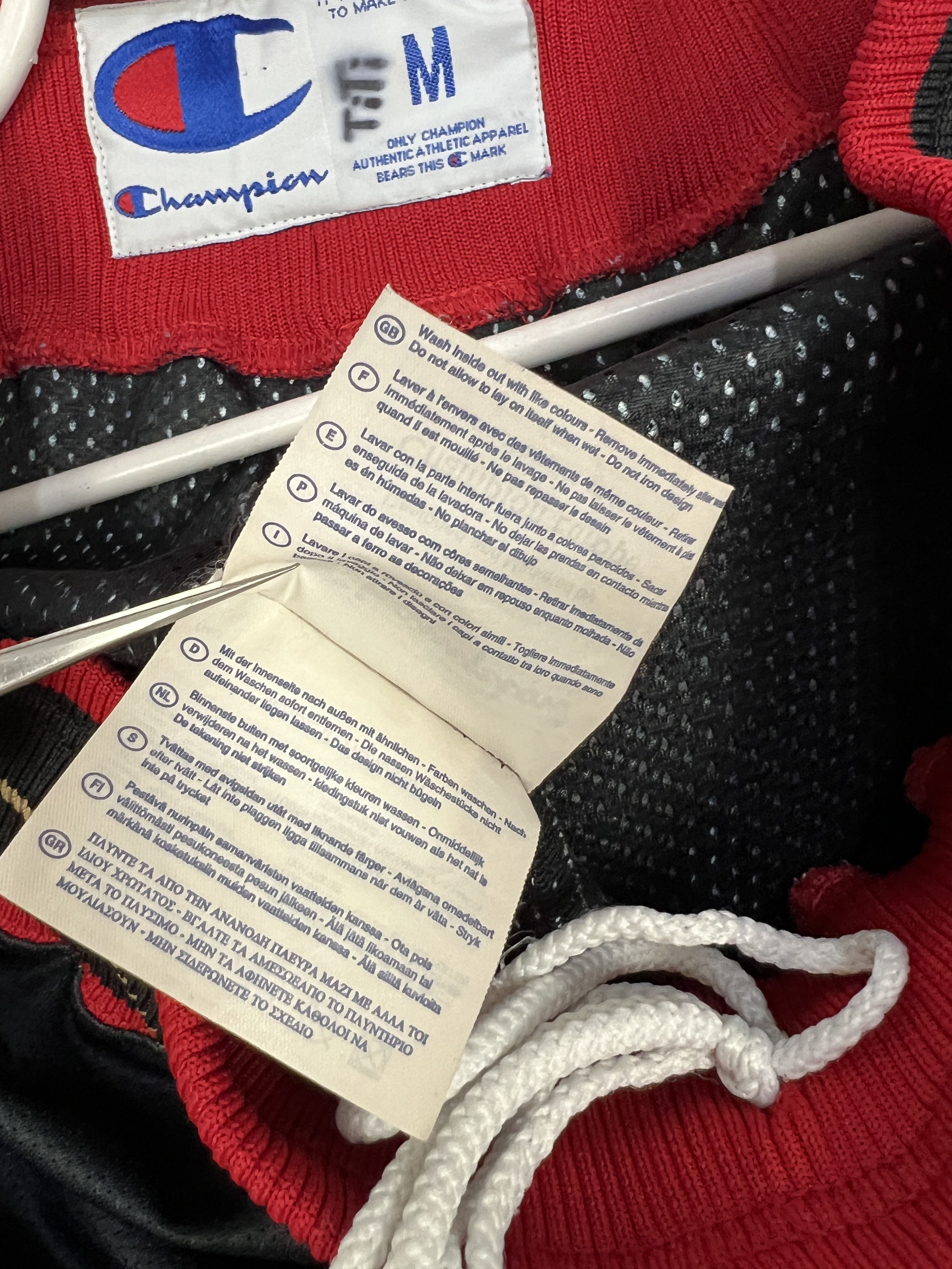 Champion Vintage 90's Champion Philadelphia 76ers Sixers NBA Shorts M Size US 32 / EU 48 - 11 Thumbnail