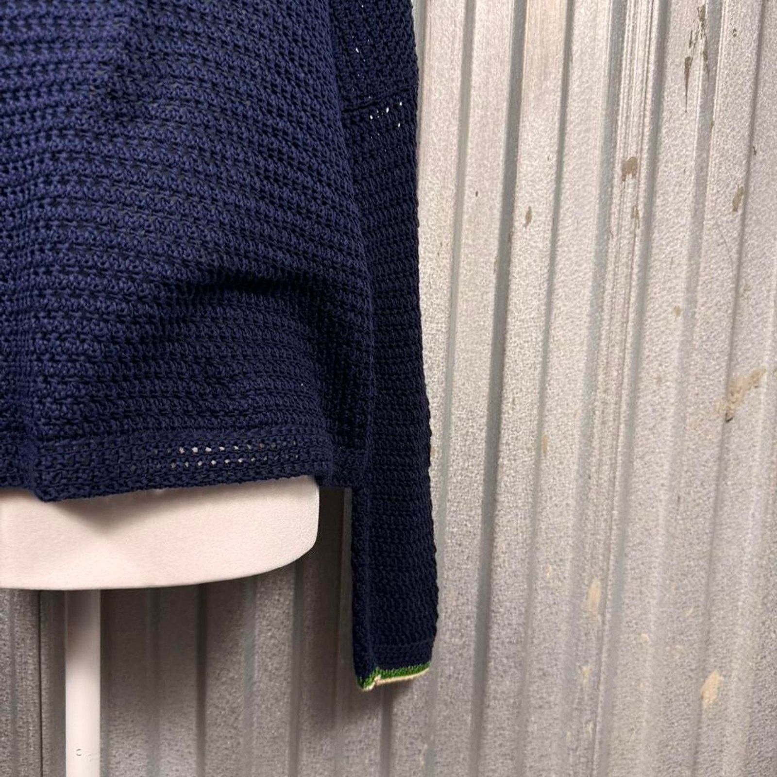 Vince Vince navy blue crochet sweater Size M / US 6-8 / IT 42-44 - 2 Thumbnail
