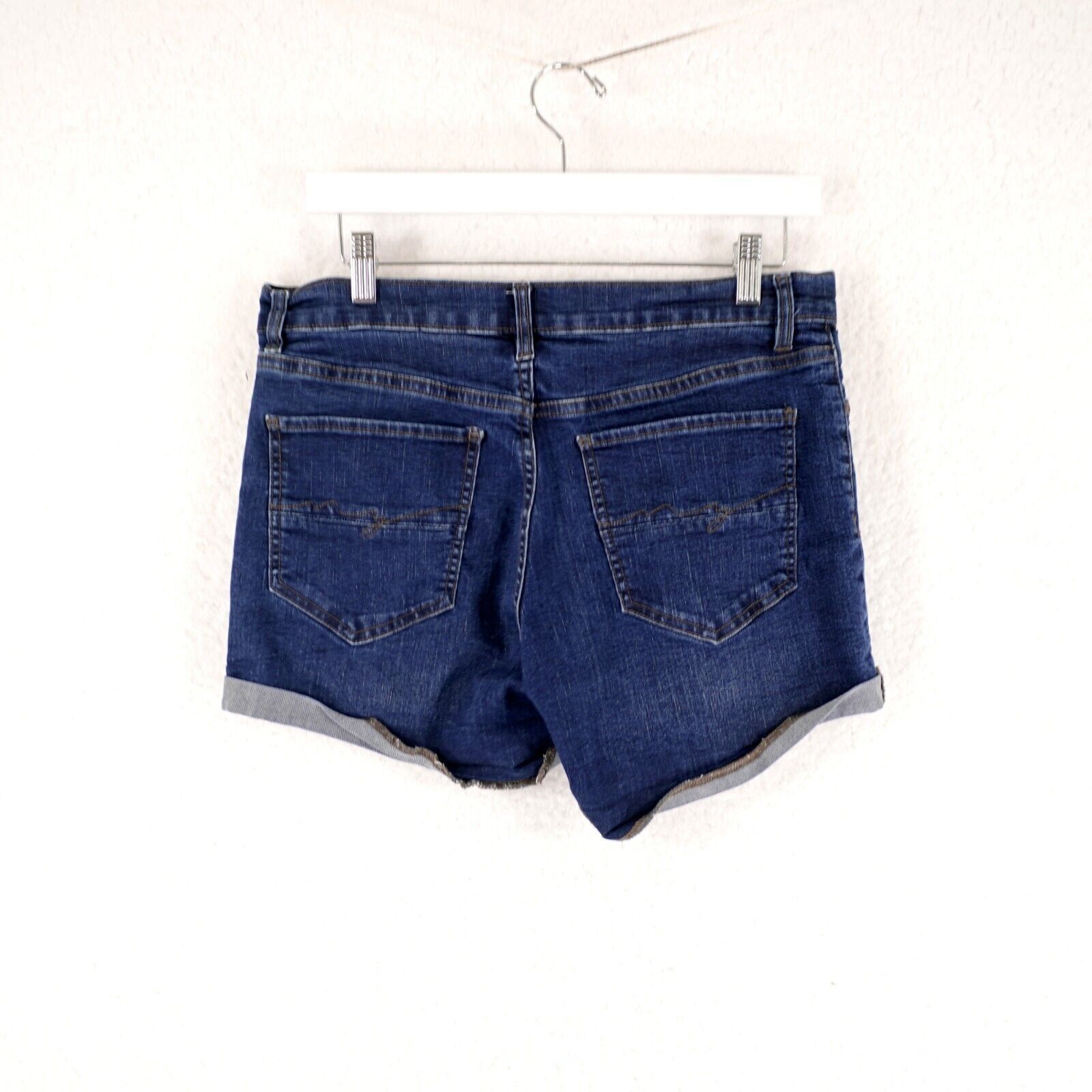Designer Soho Jeans Denim Cut Off Shorts Whiskering Size 8 Cotton Pol Size US 31 - 3 Thumbnail