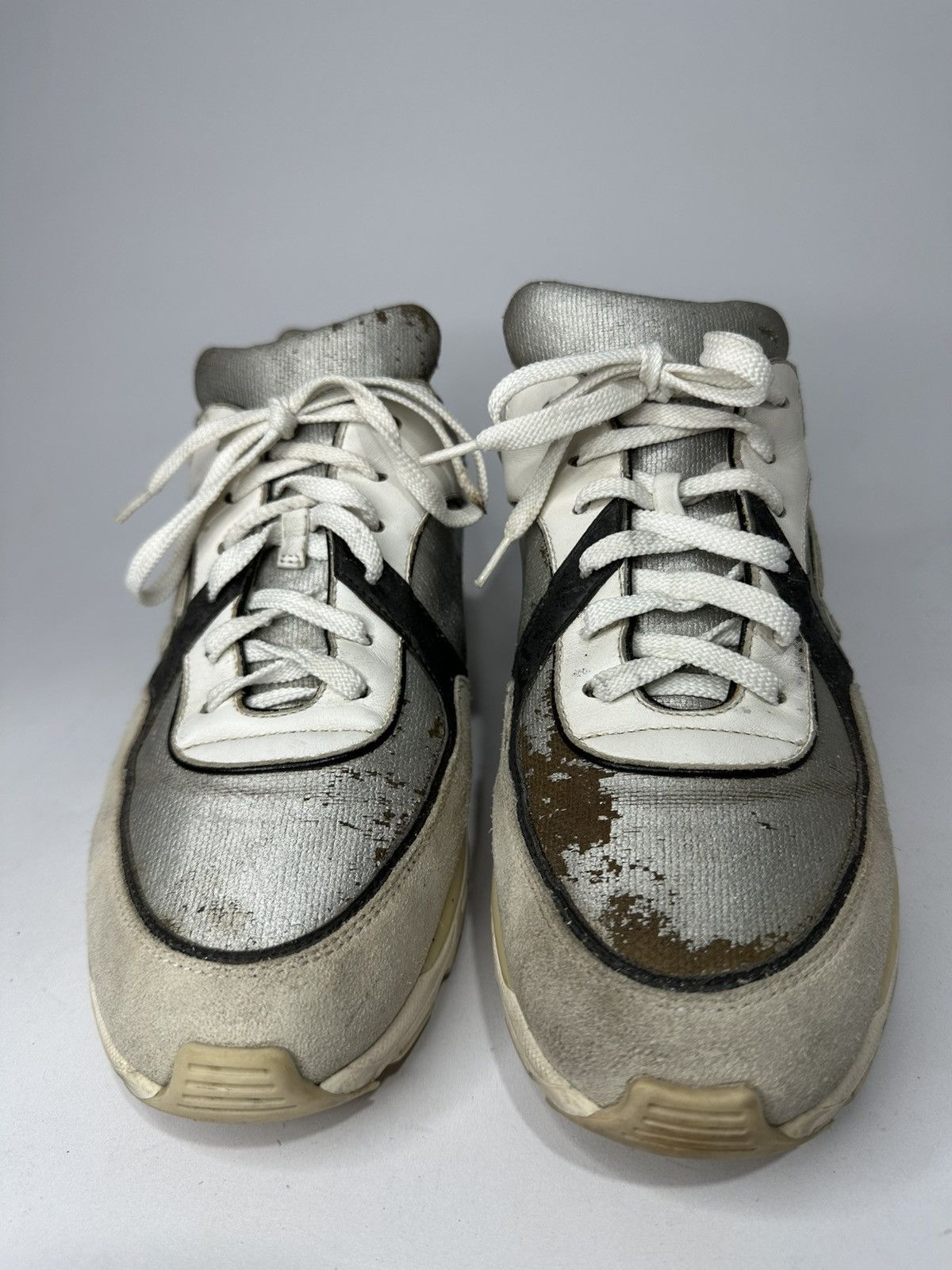 Chanel Chanel Interlocking CC Cracked Metallic Leather Sneakers Size US 7 / EU 40 - 3 Thumbnail