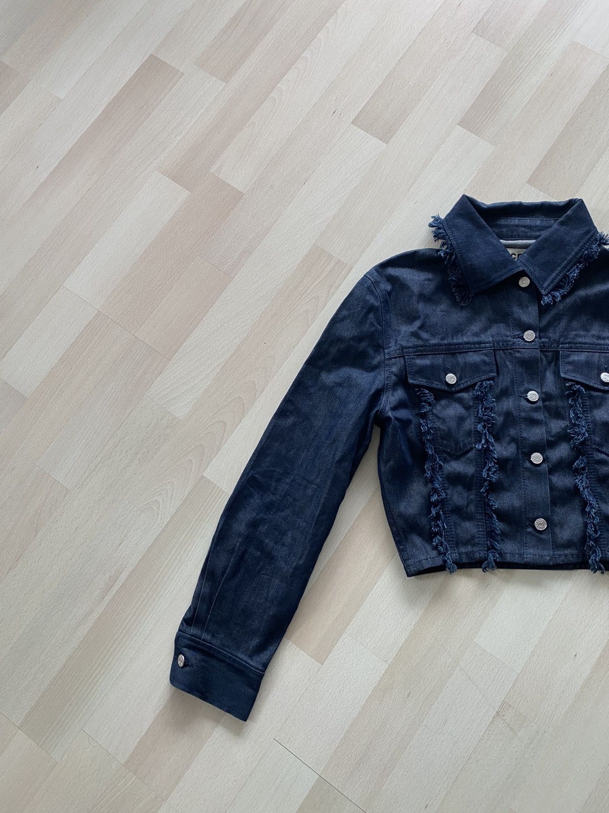 Acne Studios Acne Studios Cropped Denim Jacket Size M / US 6-8 / IT 42-44 - 2 Thumbnail