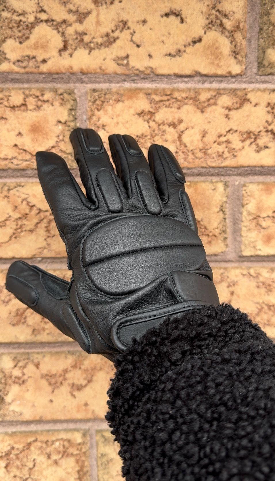 Pre-owned Archival Clothing X Avant Garde Cyber Rebel Padded Tactical Gloves In Black