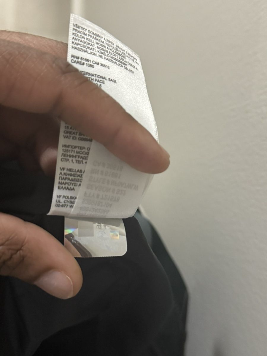Kaws × The North Face KAWS X NORTHFACE 1986 MOUNTAIN JACKET BALSAM GREEN Size US S / EU 44-46 / 1 - 8 Thumbnail