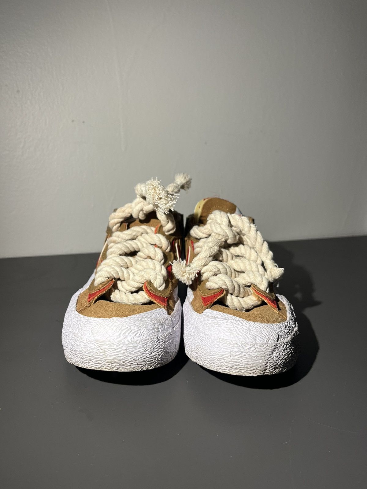 Nike - blazer low Sacai British tan