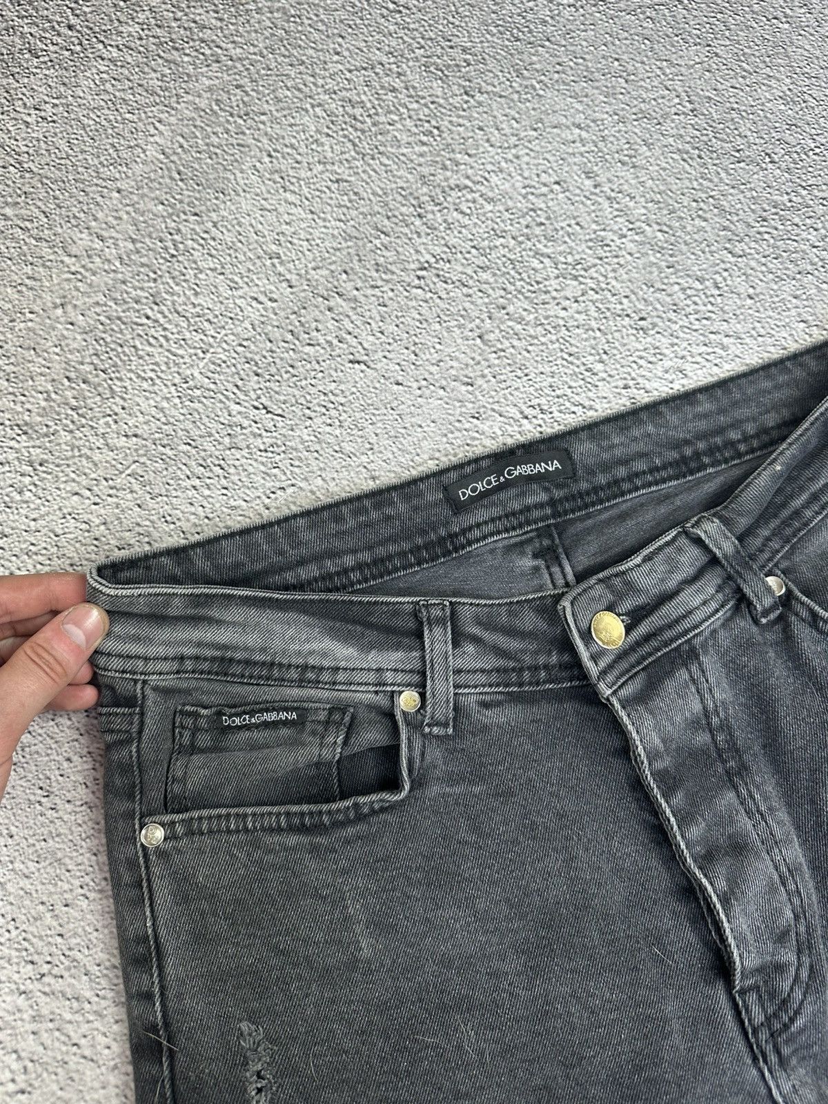 Japanese Brand × Vintage D&G Gold Logo Patch Distressed Denim Y2K Size US 30 / EU 46 - 8 Thumbnail