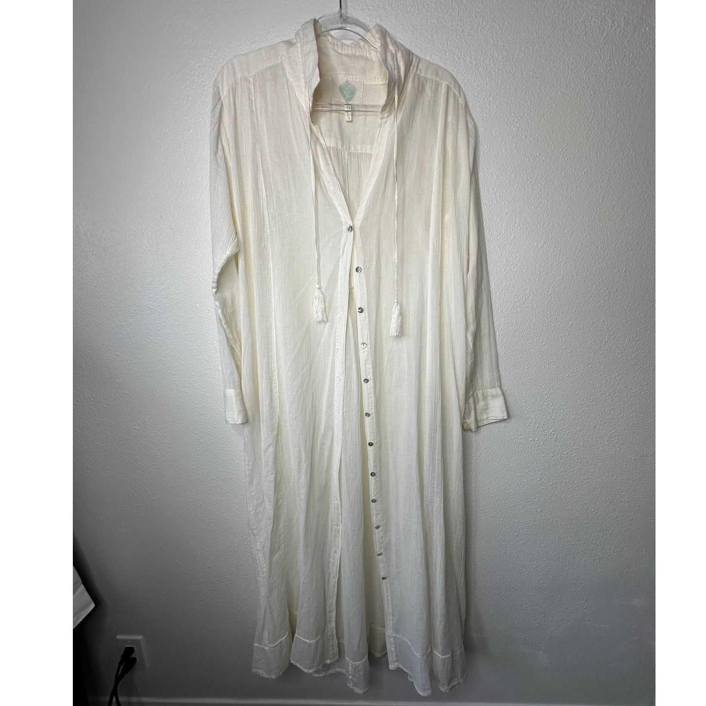 Other Z&L Europe Maxi Boho Button Front Tassel Long Sleeve Coverup Size S / US 4 / IT 40 - 5 Thumbnail
