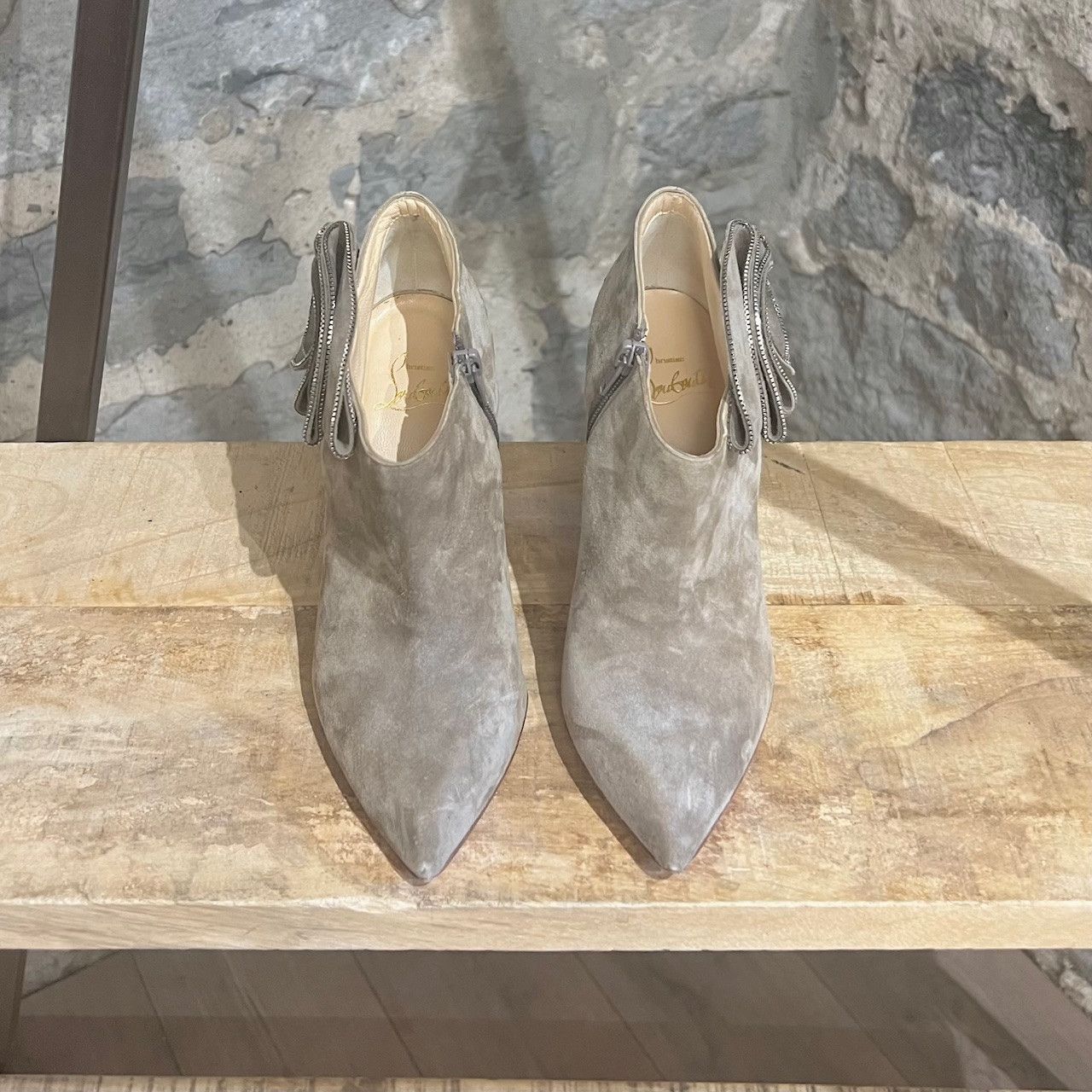 Christian Louboutin Christian Louboutin Taupe Mrs Baba 100 Veau Velours Booties Size US 5 / IT 35 - 5 Thumbnail