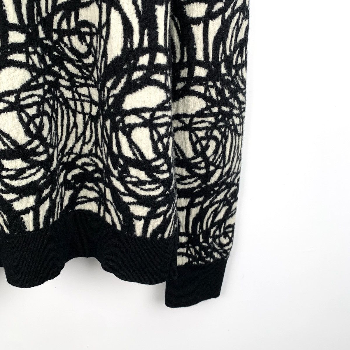 Dior Dior Graffiti Yarn Ball Wool Long Sleeve Knit Sweater K26WX Size XL / US 12-14 / IT 48-50 - 4 Thumbnail