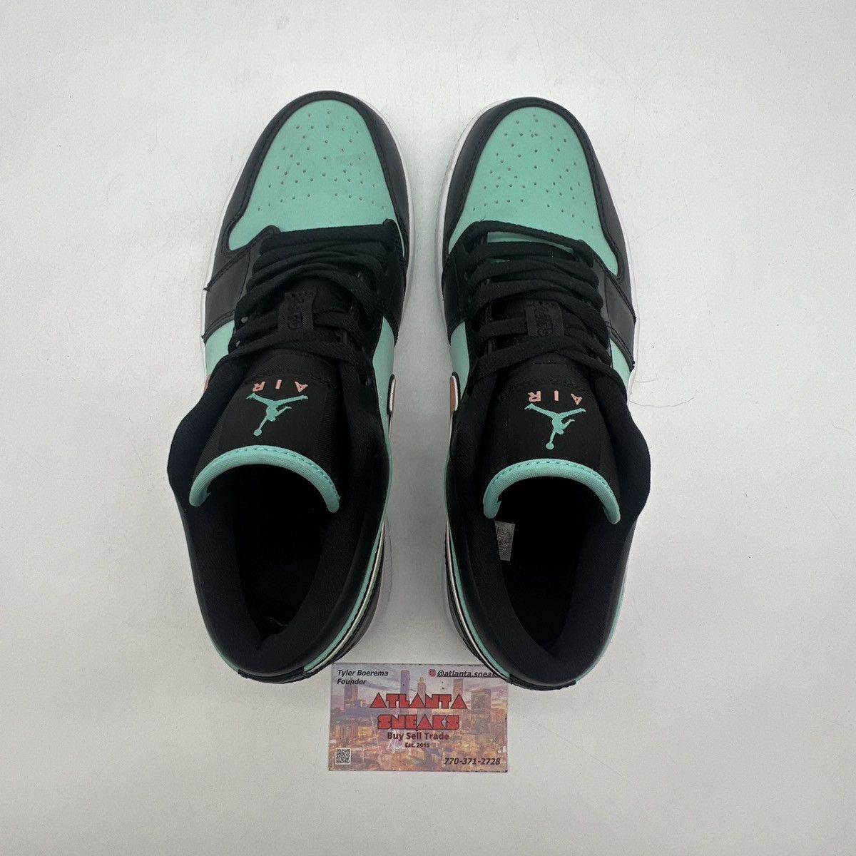Nike Air Jordan 1 low tropical twist Size US 8.5 / EU 41-42 - 6 Thumbnail