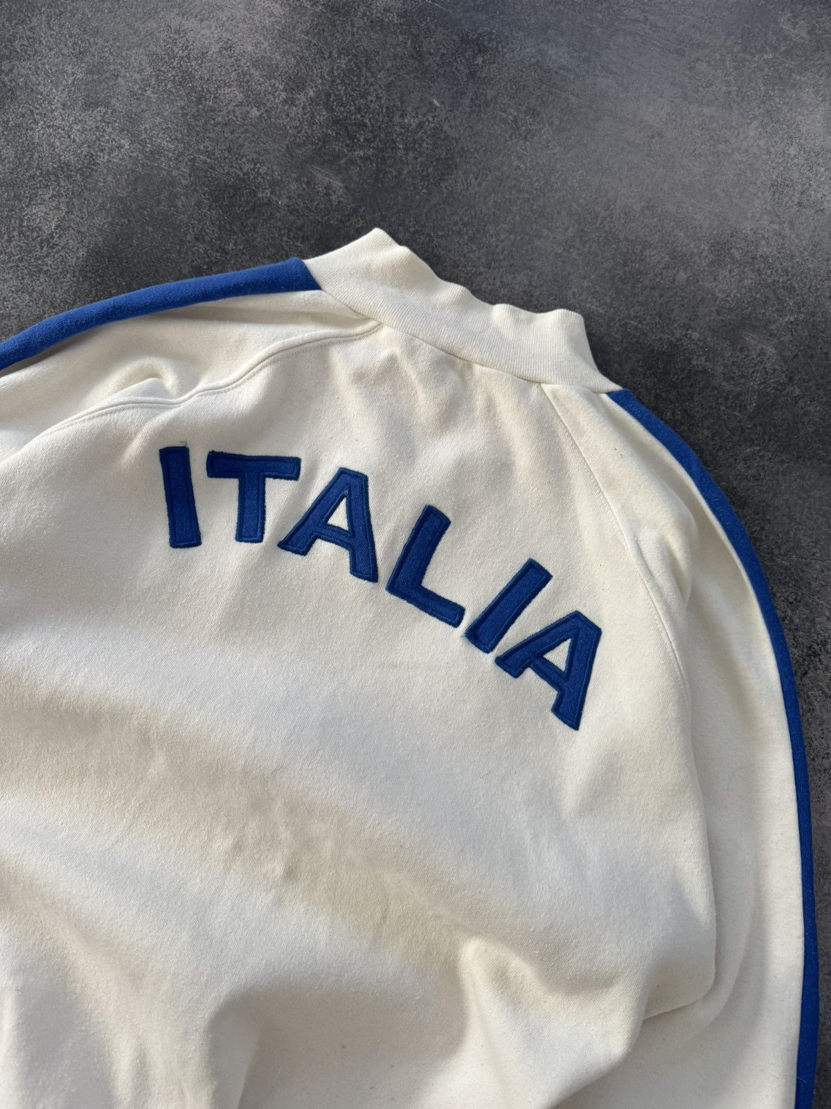 Vintage Vintage Italia zip up y2k Size US L / EU 52-54 / 3 - 11 Thumbnail