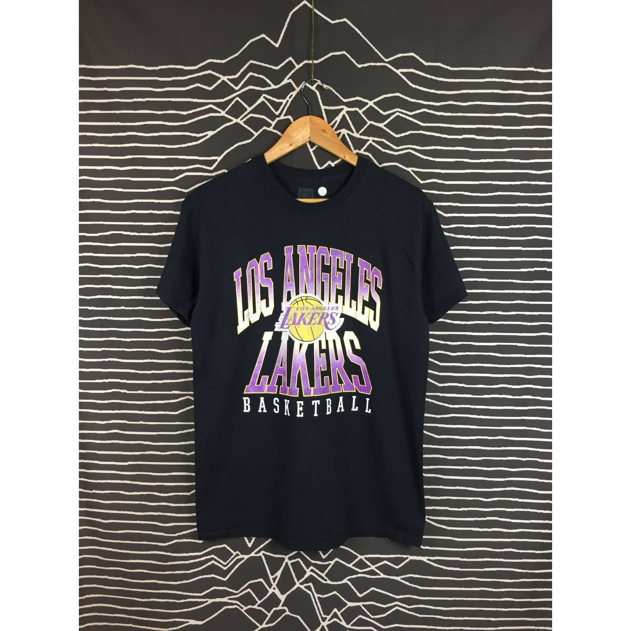 NBA × Vintage Ultra Game NBA Los Angeles Lakers Basketball Logo Tee Size US M / EU 48-50 / 2 - 2 Thumbnail