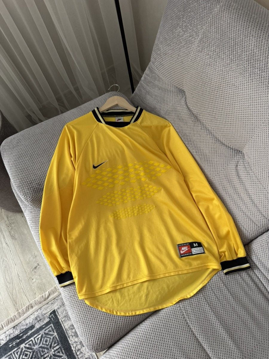 Nike Nike Vintage Soccer UK Blockcore Yellow Longsleeve Jersey Size US L / EU 52-54 / 3 - 10 Thumbnail