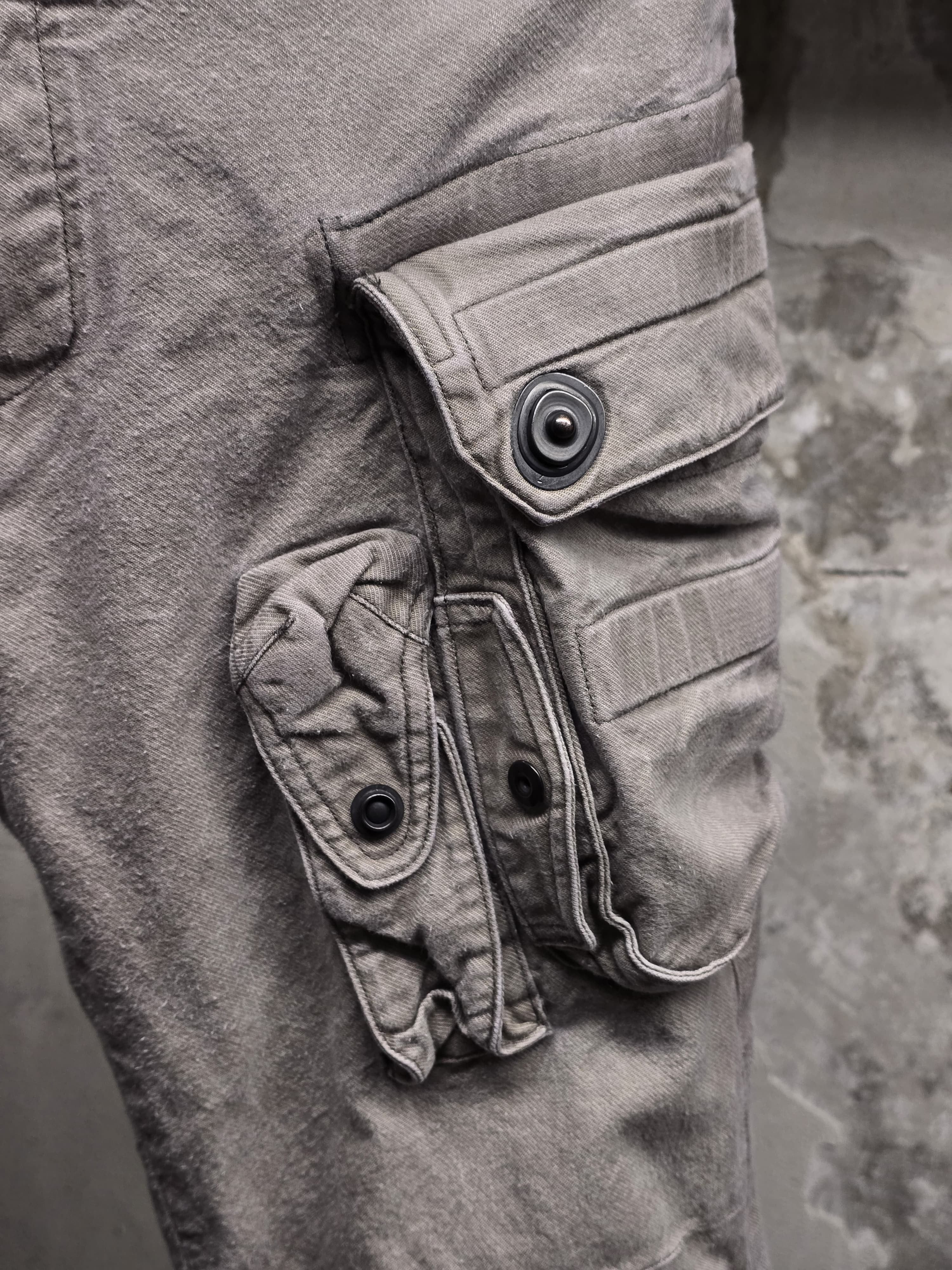 Julius Julius Grey Cotton Serge Gas-Mask Cargo Shorts Size US 32 / EU 48 - 2 Thumbnail