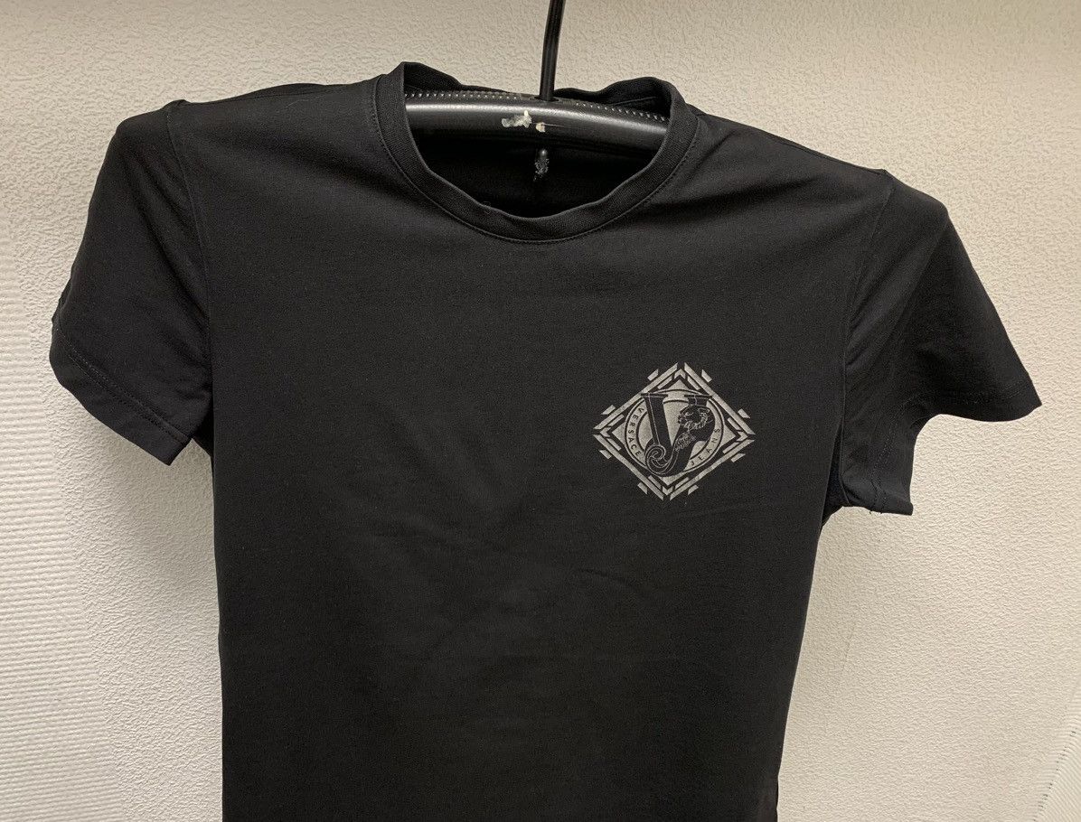 Versace Jeans Couture Versace jeans couture big logo black t-shirt M sz Size US M / EU 48-50 / 2 - 3 Thumbnail