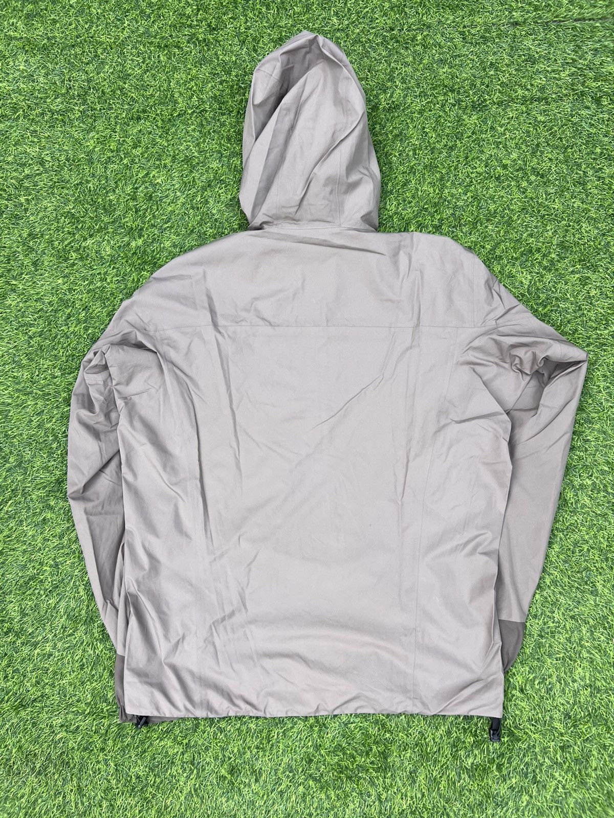 Arc'teryx Arc'teryx Solano Hoody-GORE-TEX INFINIUM–Moonshadow/Dracaena Size US M / EU 48-50 / 2 - 11 Thumbnail