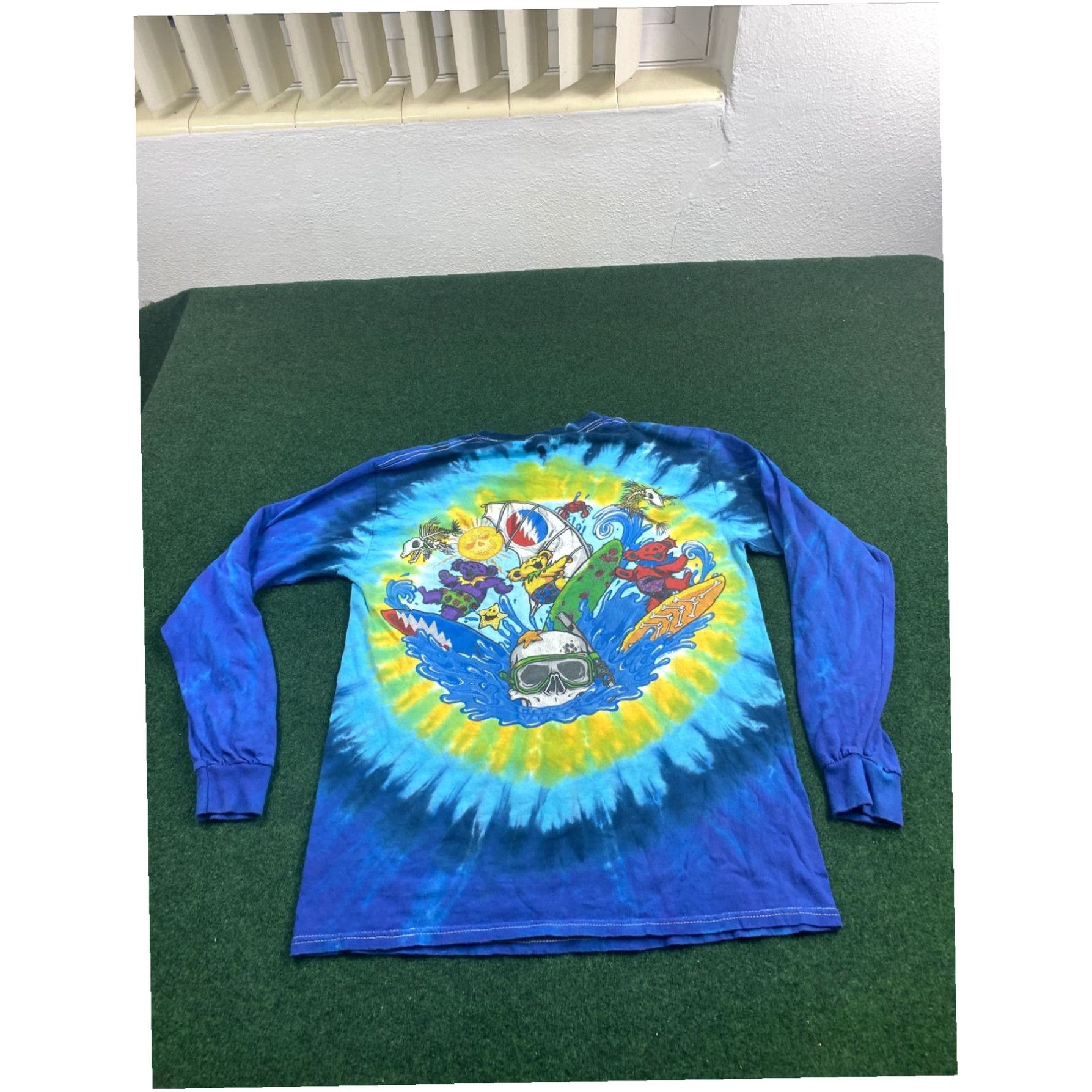 Liquid Blue 2001 Grateful Dead Tie Dye Liquid Blue Long Sleeve Shirt Summertime Bears Surf m Size US M / EU 48-50 / 2 - 6 Thumbnail