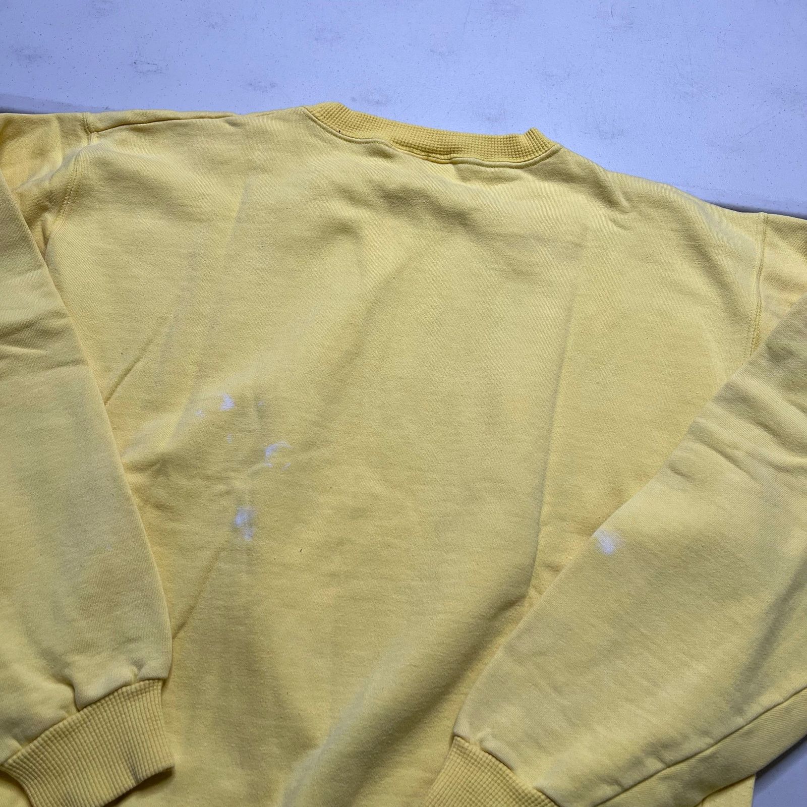 Vintage Vintage Hong Kong Graphic Sweatshirt Yellow Pullover L 80s Size US L / EU 52-54 / 3 - 8 Thumbnail