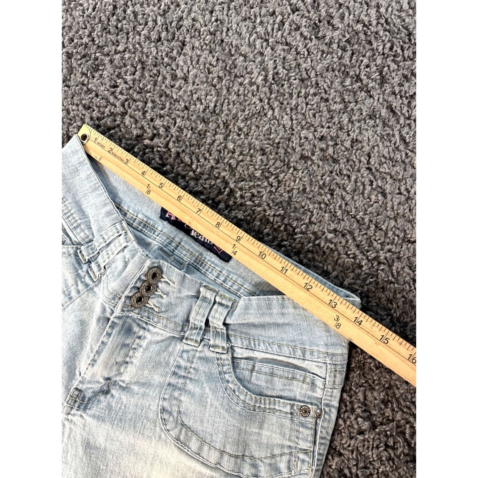 Vintage ANGELS Blue Denim Capri Jeans Low Rise Womens 28 Light Front Pocket Cuffed Size 28" / US 6 / IT 42 - 4 Thumbnail