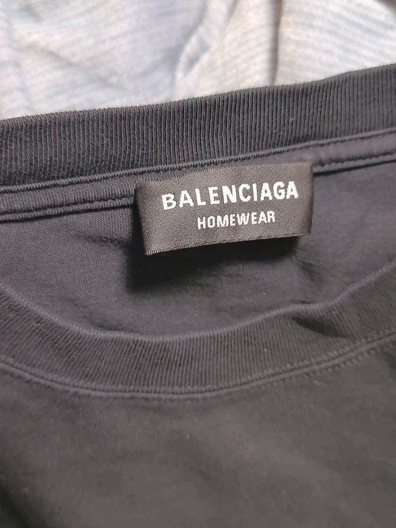 Balenciaga Balenciaga Short-sleeve Size US S / EU 44-46 / 1 - 3 Thumbnail