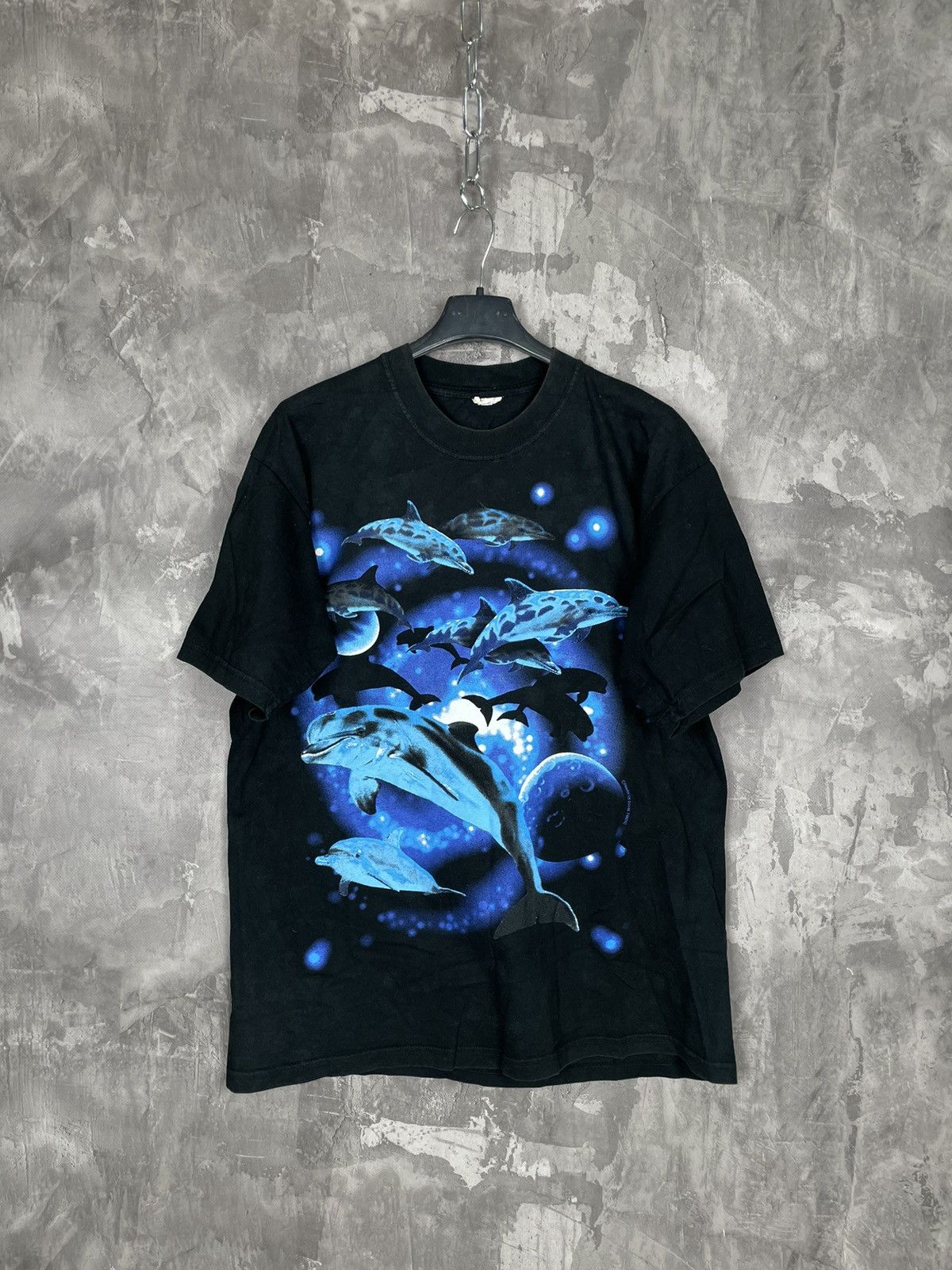 Vintage Vintage 90s Made in USA St Dolphins Graphics T-shirt Size US L / EU 52-54 / 3 - 1 Thumbnail