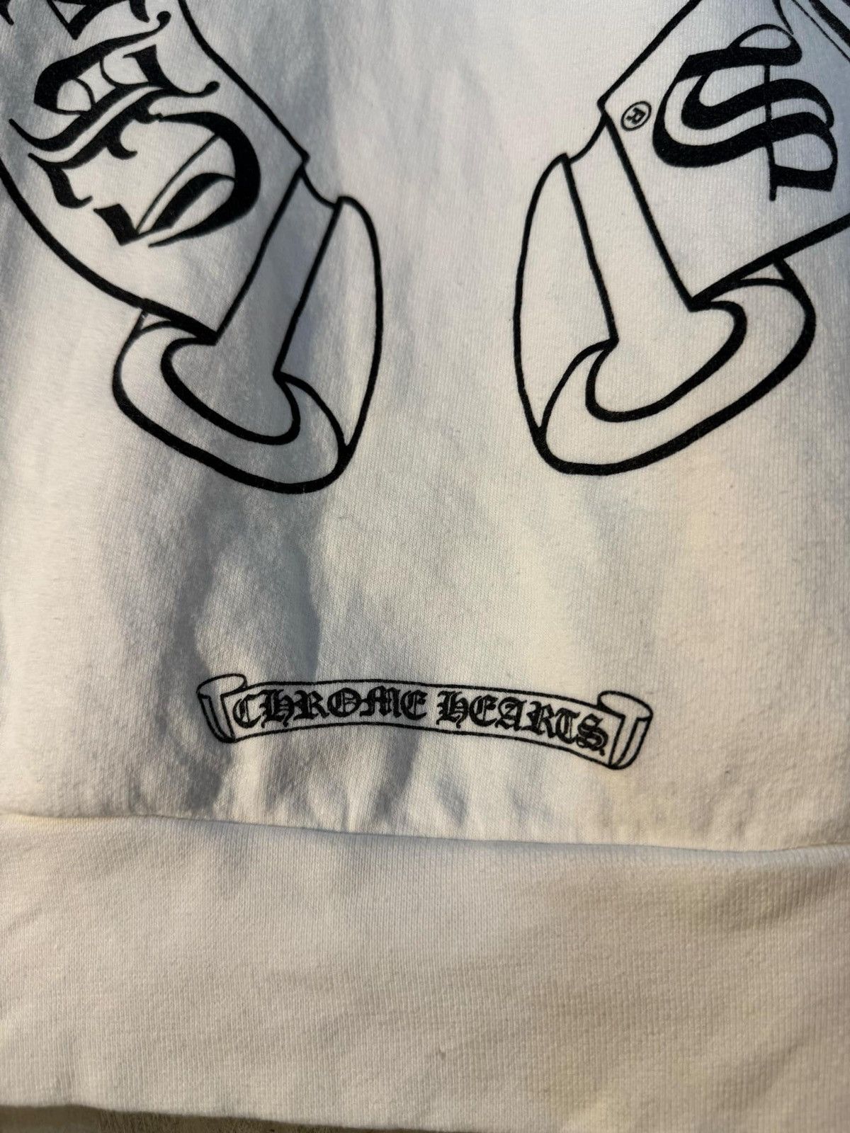 Chrome Hearts Chrome Hearts Horseshoe Floral White Crewneck Size US XL / EU 56 / 4 - 8 Thumbnail