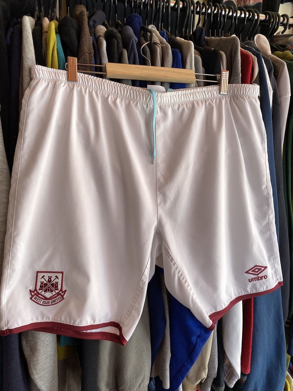 Umbro VINTAGE UMBRO WEST HAM UNITED SOCCER SHORTS Y2k Size US 34 / EU 50 - 2 Thumbnail