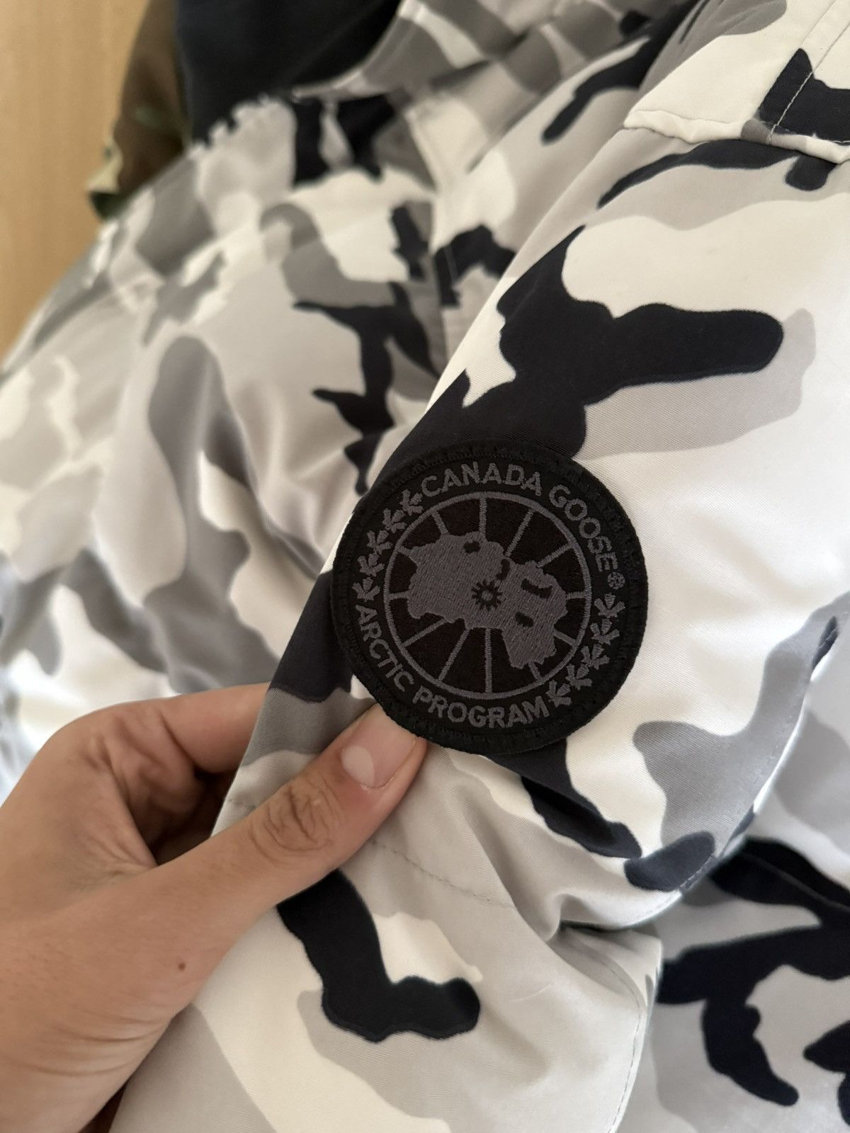 Vetements Vetements x Canada Goose SS17 Reversible Camo Jacket Size US L / EU 52-54 / 3 - 8 Thumbnail