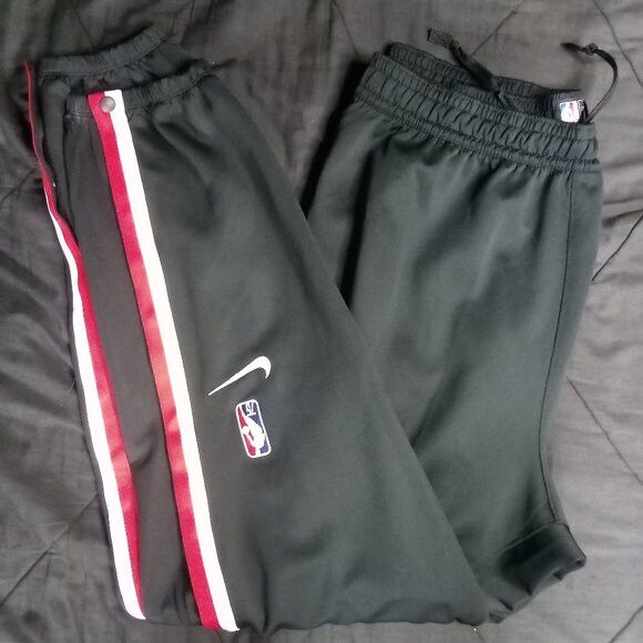 Nike Nike Dri-Fit Portland Trailblazers Sweatpants Player Issued Size US 36 / EU 52 - 1 Thumbnail