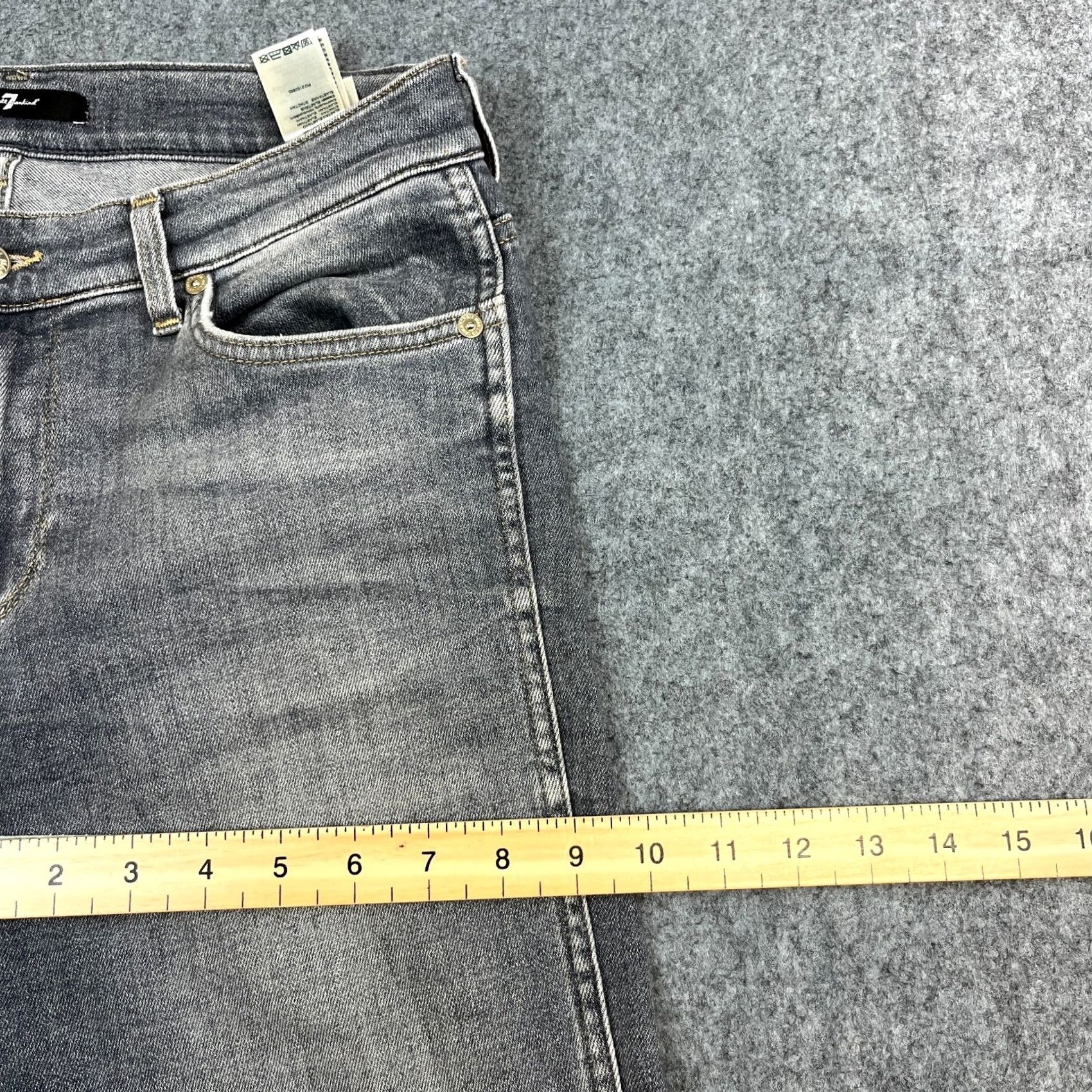 7 For All Mankind 7 For All Mankind Jeans Cropped Womens 10 Light Grey Denim Stretch 7 For All Mankind Jeans Cropped Womens 10 Light Grey Denim Stretch Size 32" / US 10 / IT 46 - 5 Thumbnail