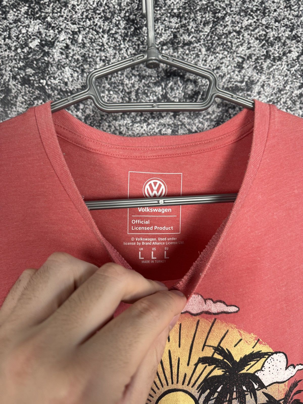 Other Men’s Volkswagen T-Shirt Official Product Bus Palm Size L Size US L / EU 52-54 / 3 - 7 Thumbnail