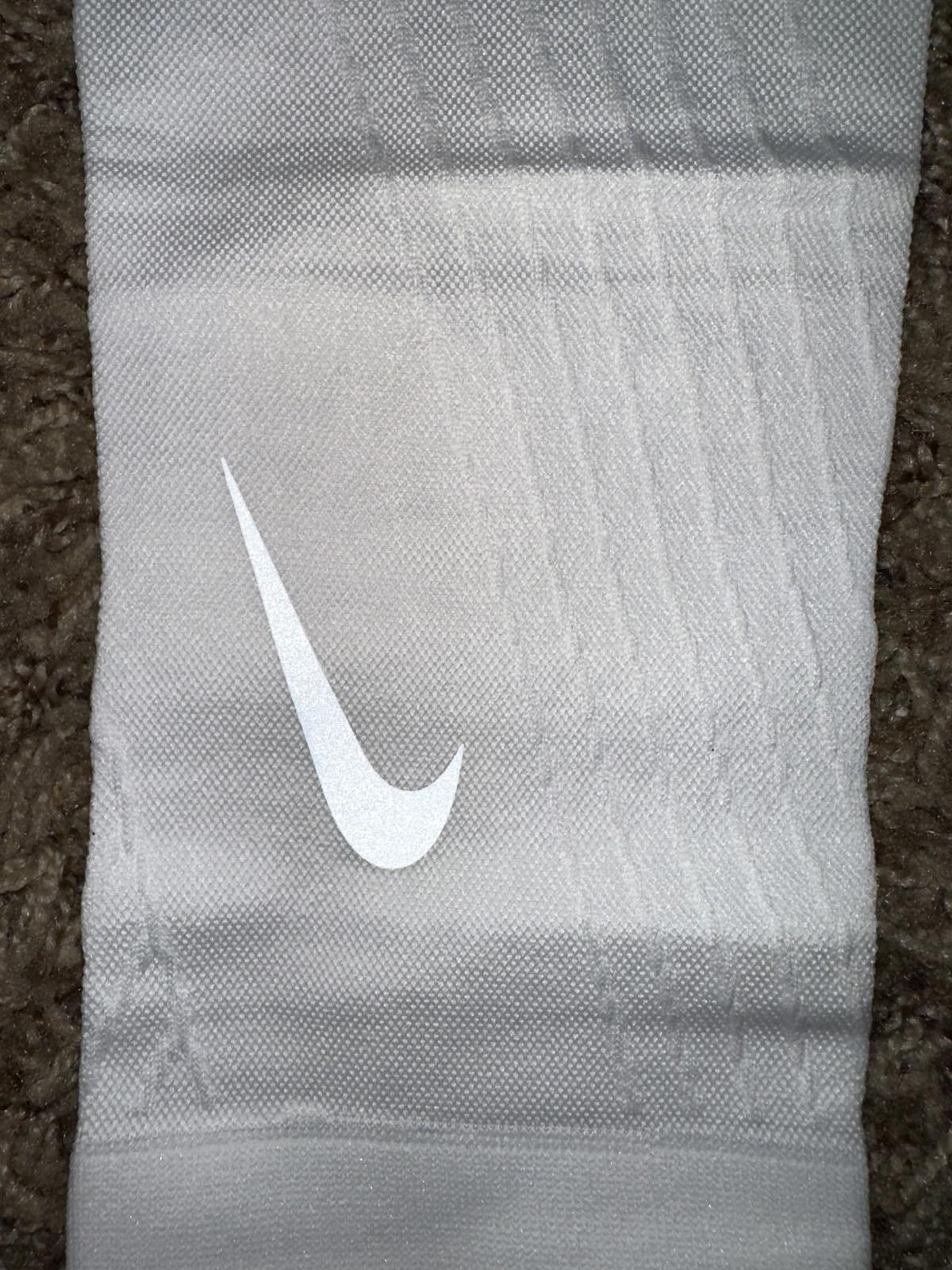 Nike Nike Zone Support White Calf Sleeves Size ONE SIZE - 9 Thumbnail