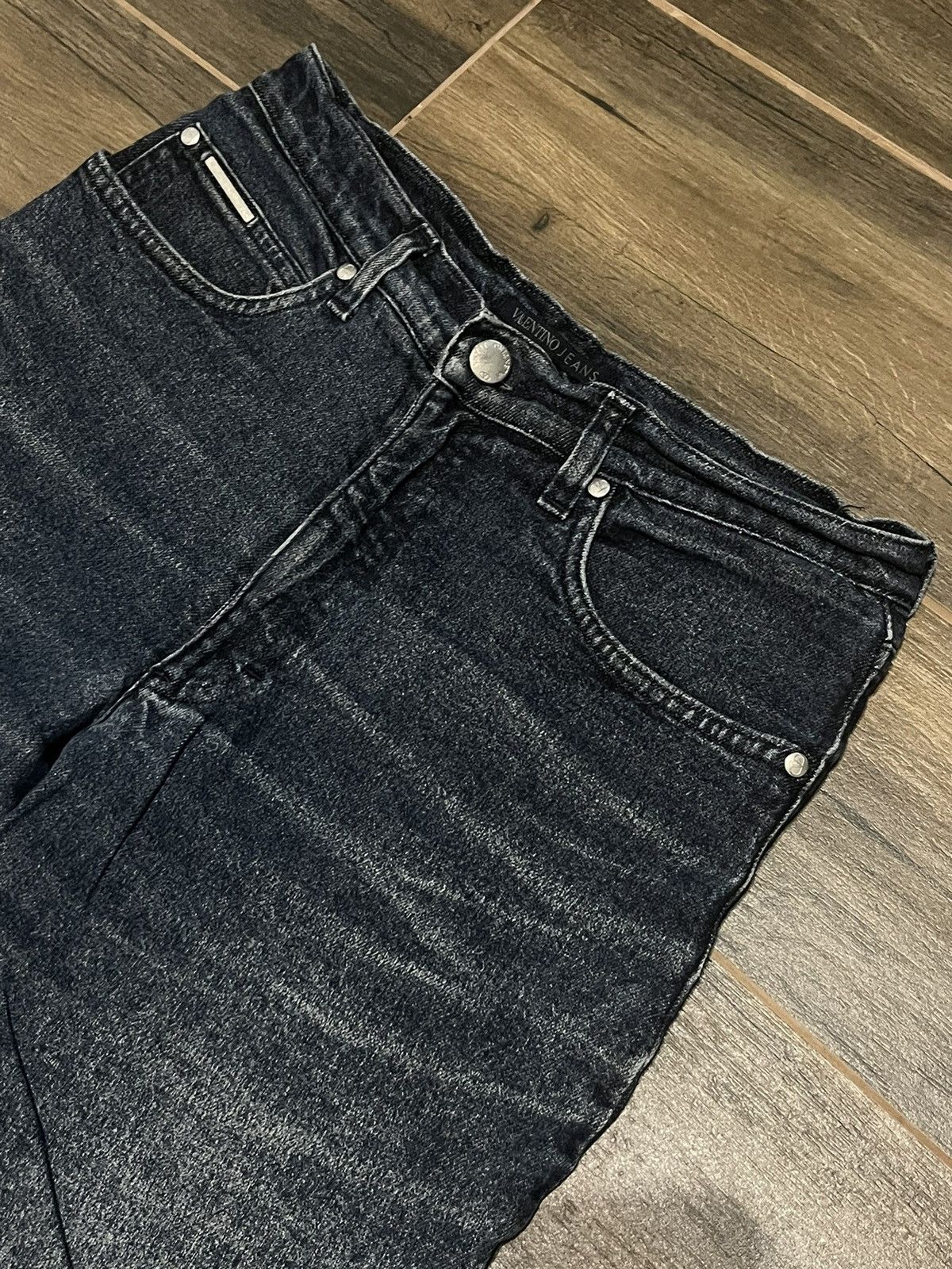 Designer × Valentino Valentino Raw Denim Size US 30 / EU 46 - 2 Thumbnail