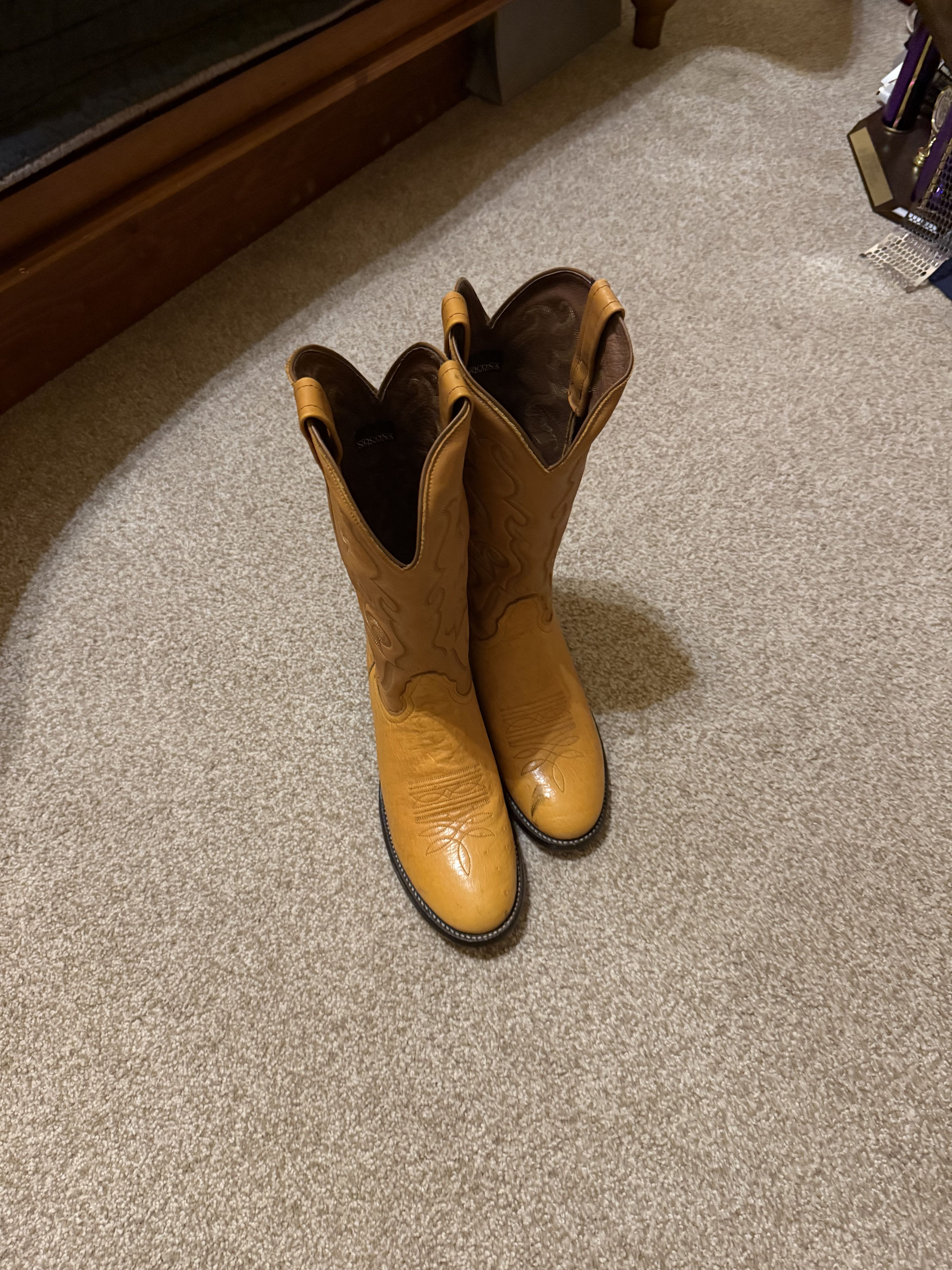 Nocona Boots Nocona Ostrich Cowboy Boots Size 9A (narrow foot) Size US 9 / EU 42 - 2 Thumbnail