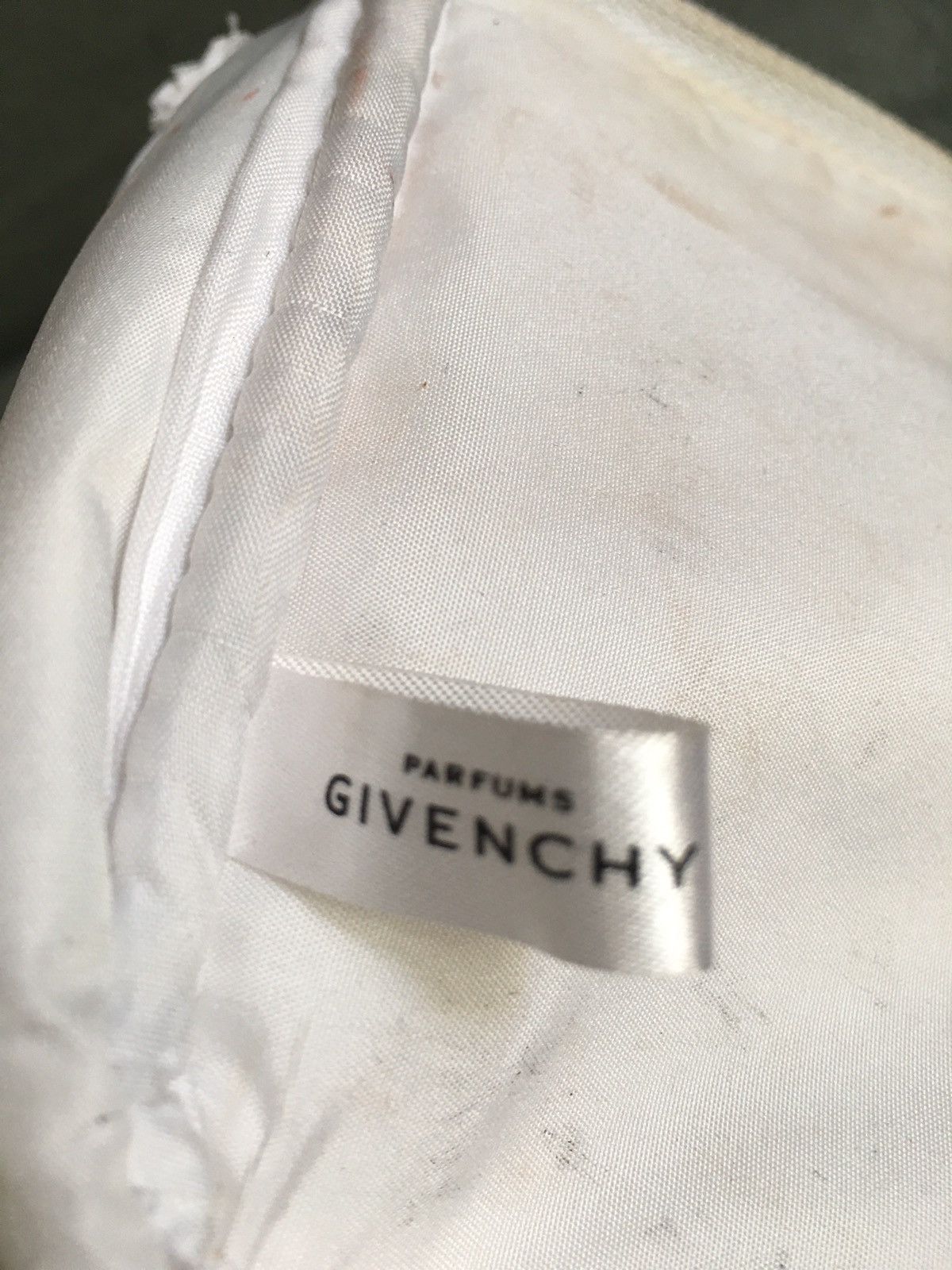 Givenchy Givenchy Pink Logo Monogram Clutch Pouch Bag Size ONE SIZE - 6 Thumbnail