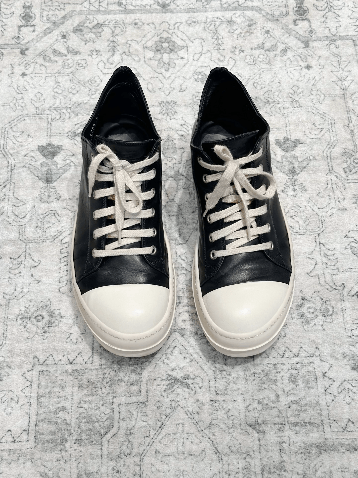 Rick Owens Rick Owens Main Line Leather Low-Top Size US 8.5 / EU 41-42 - 1 Thumbnail