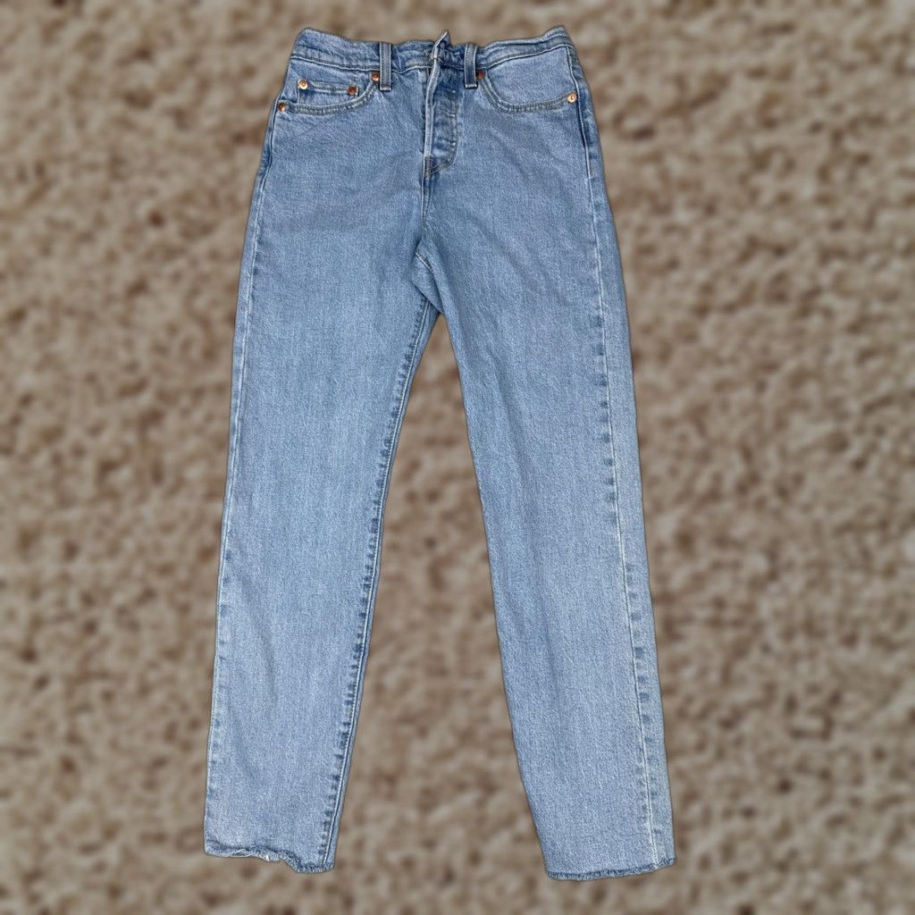 Levi's Levis Jeans Womens 25 Blue Premium Wedgie Light High Rise Button Fly Denim Size 42" / US 20 - 1 Thumbnail