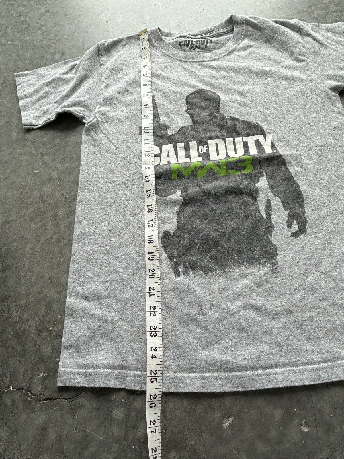 Vintage Vintage Y2K Call of Duty MW3 Graphic Tee Size US S / EU 44-46 / 1 - 5 Thumbnail