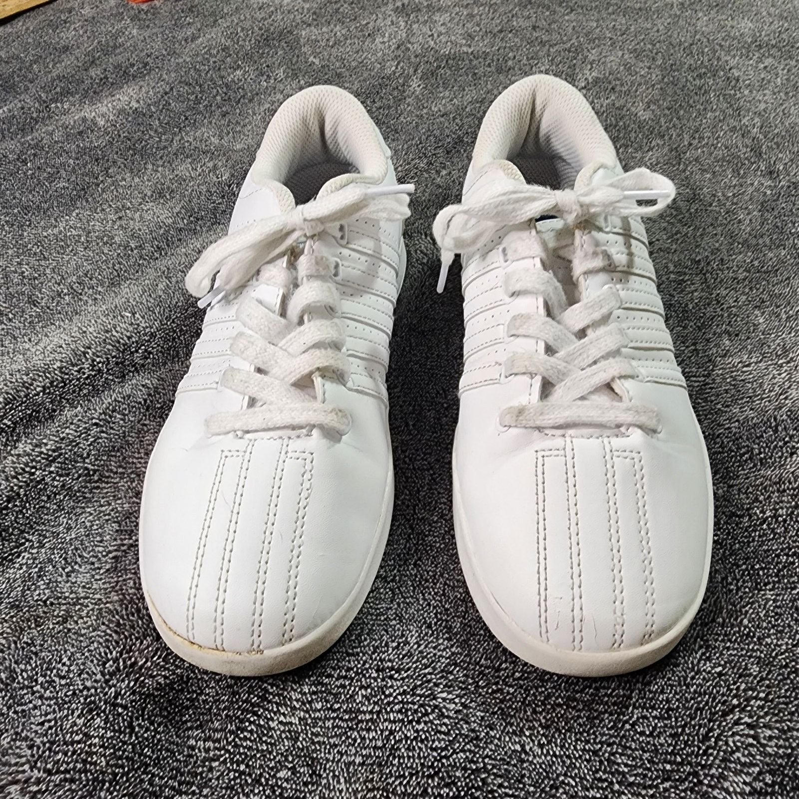 K-Swiss Classic KSwiss sneakers shoes pre-owned Mens size 5.5 b8 Size US 5.5 / EU 38 - 3 Thumbnail