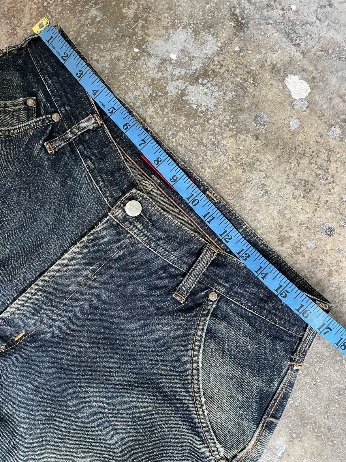 Edwin Vintage Edwin E Function Curved Leg Faded Distressed Pants Size US 33 - 10 Thumbnail