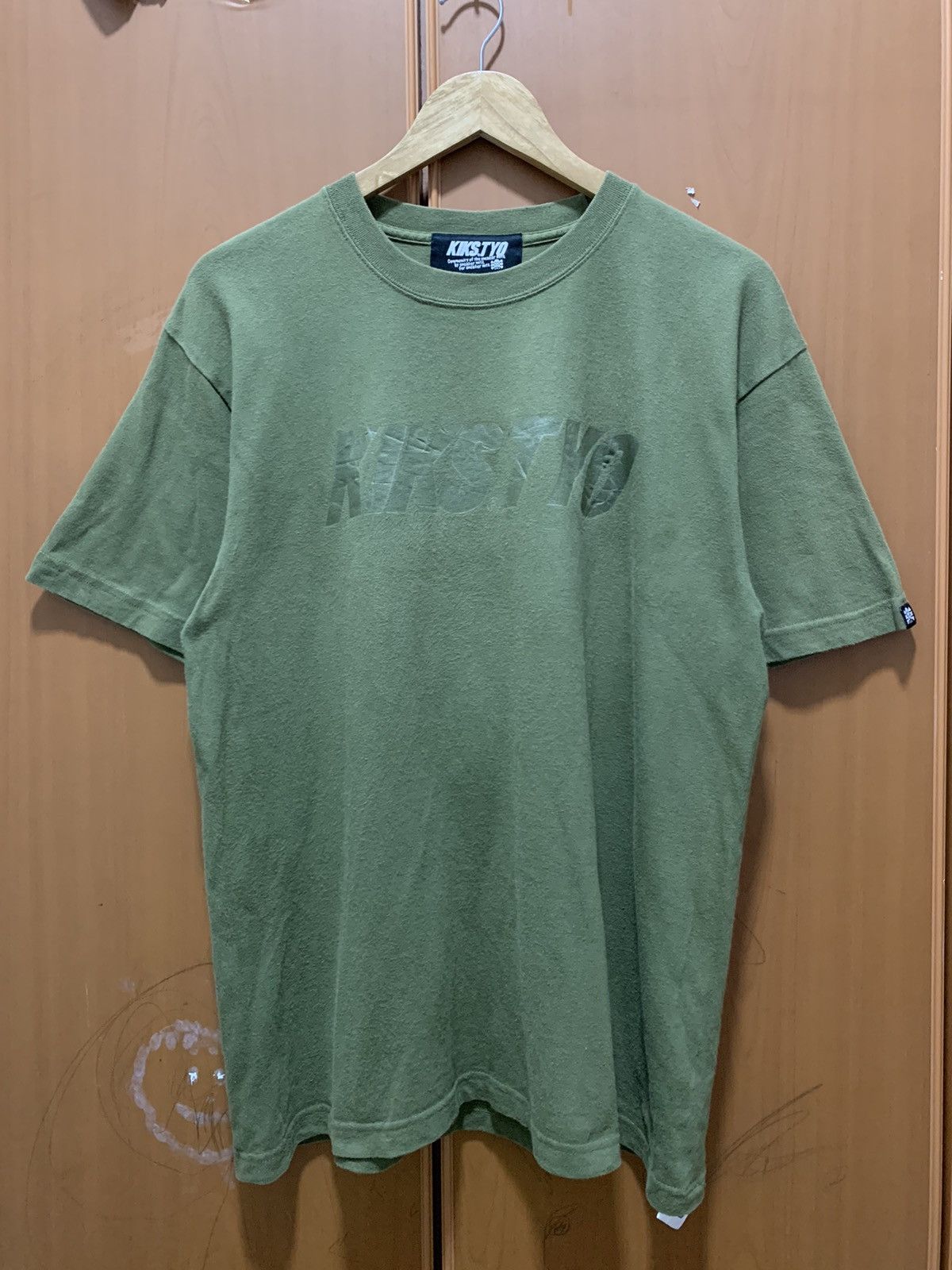 KIKS TYO BiG Spell Tshirt
