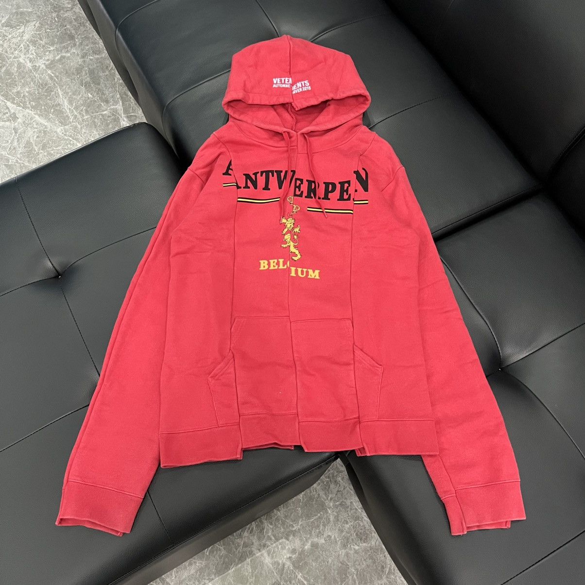 トップス VETEMENTS antwerp hoodie Buy VETEMENTS men grey antwerp deconstructed hoodie for $458