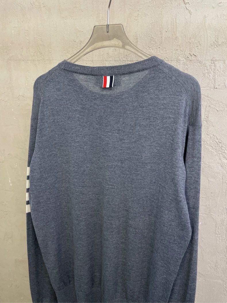 Thom Browne Thom browne Gray four-striped round-neck wool sweater 2504- Size US L / EU 52-54 / 3 - 4 Thumbnail