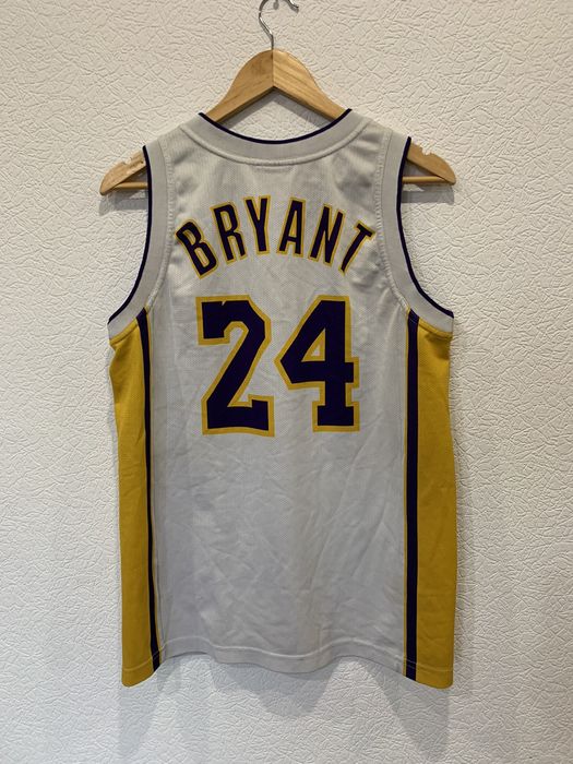 Lakers best sale 46 jersey