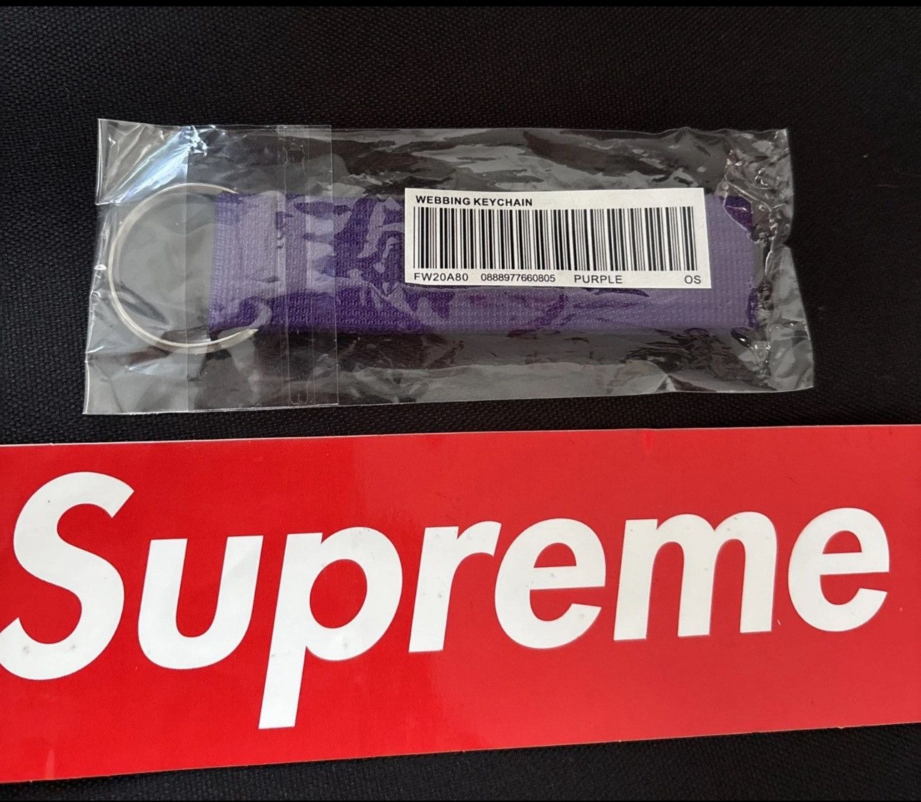 Supreme Supreme Webbing Keychain Size ONE SIZE - 3 Thumbnail