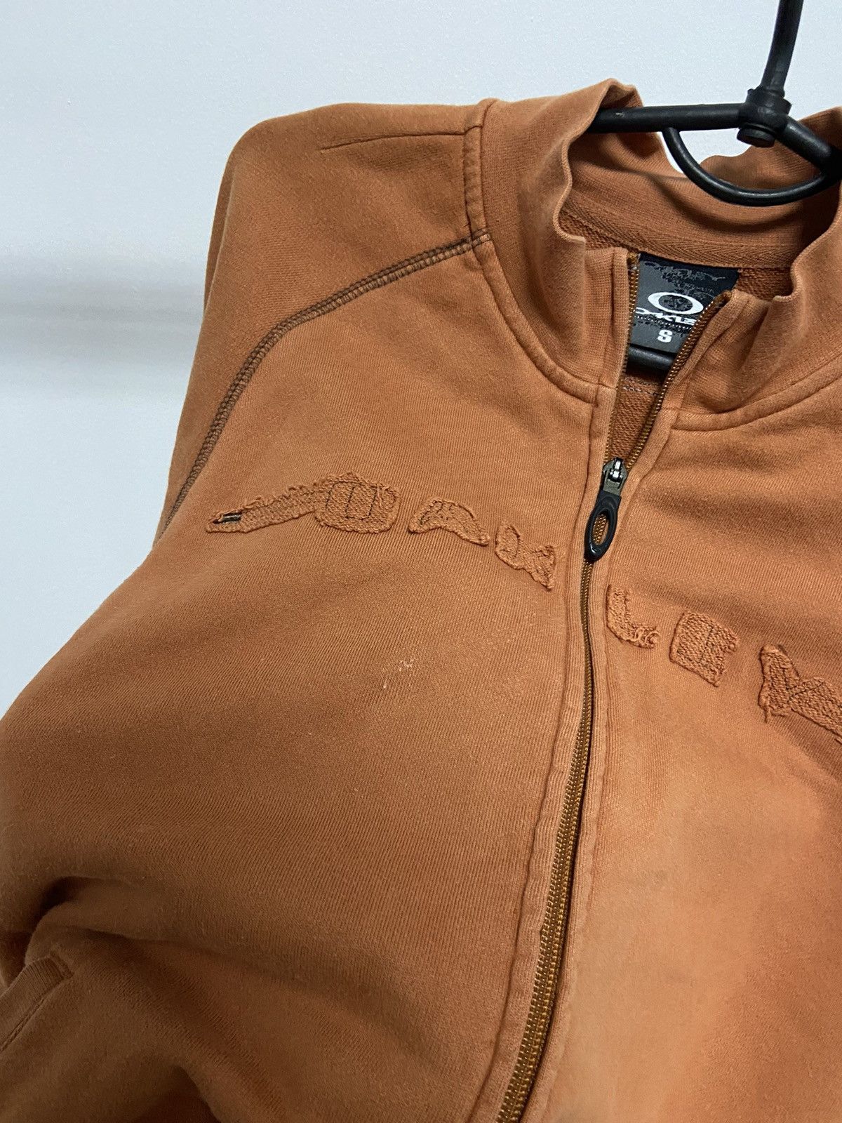 Oakley Oakley Zip Sweatshirt Vintage Gorpcore Style Luxury Big Logo Size US S / EU 44-46 / 1 - 9 Thumbnail